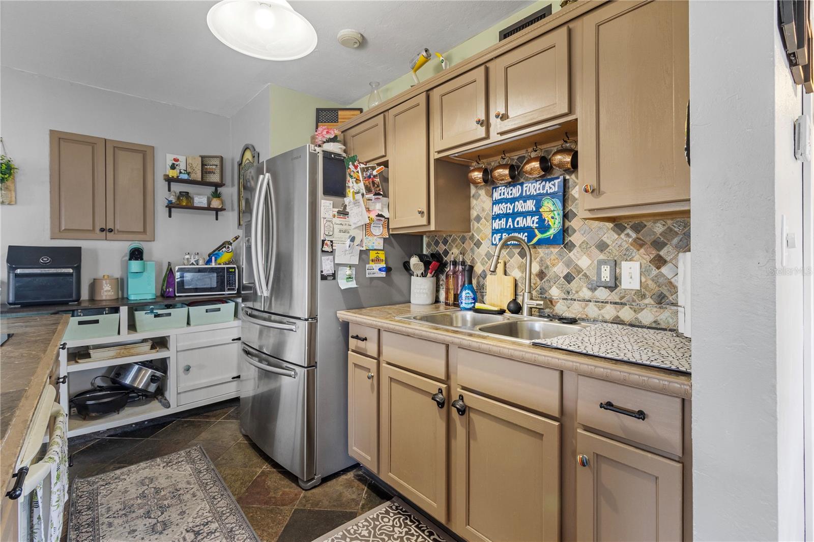 Image 6 of 20 For 21322 Austin Avenue