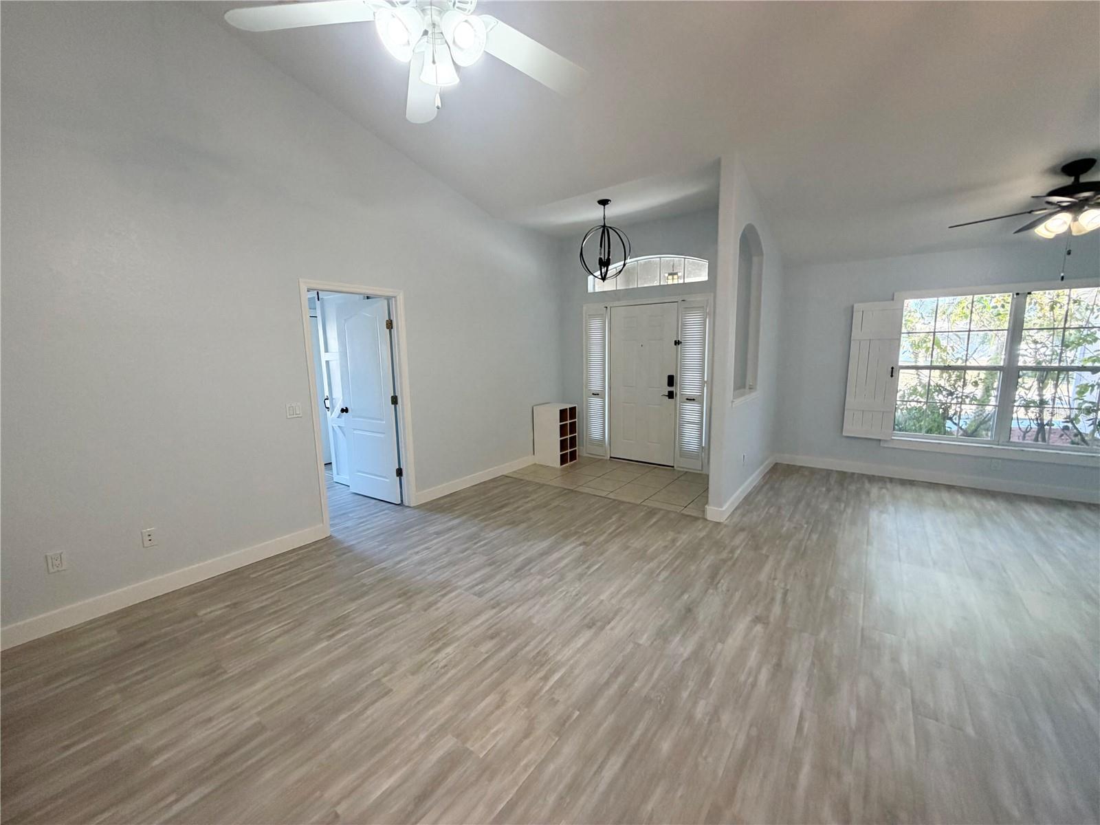 Image 2 of 18 For 2511 Rushmore Street