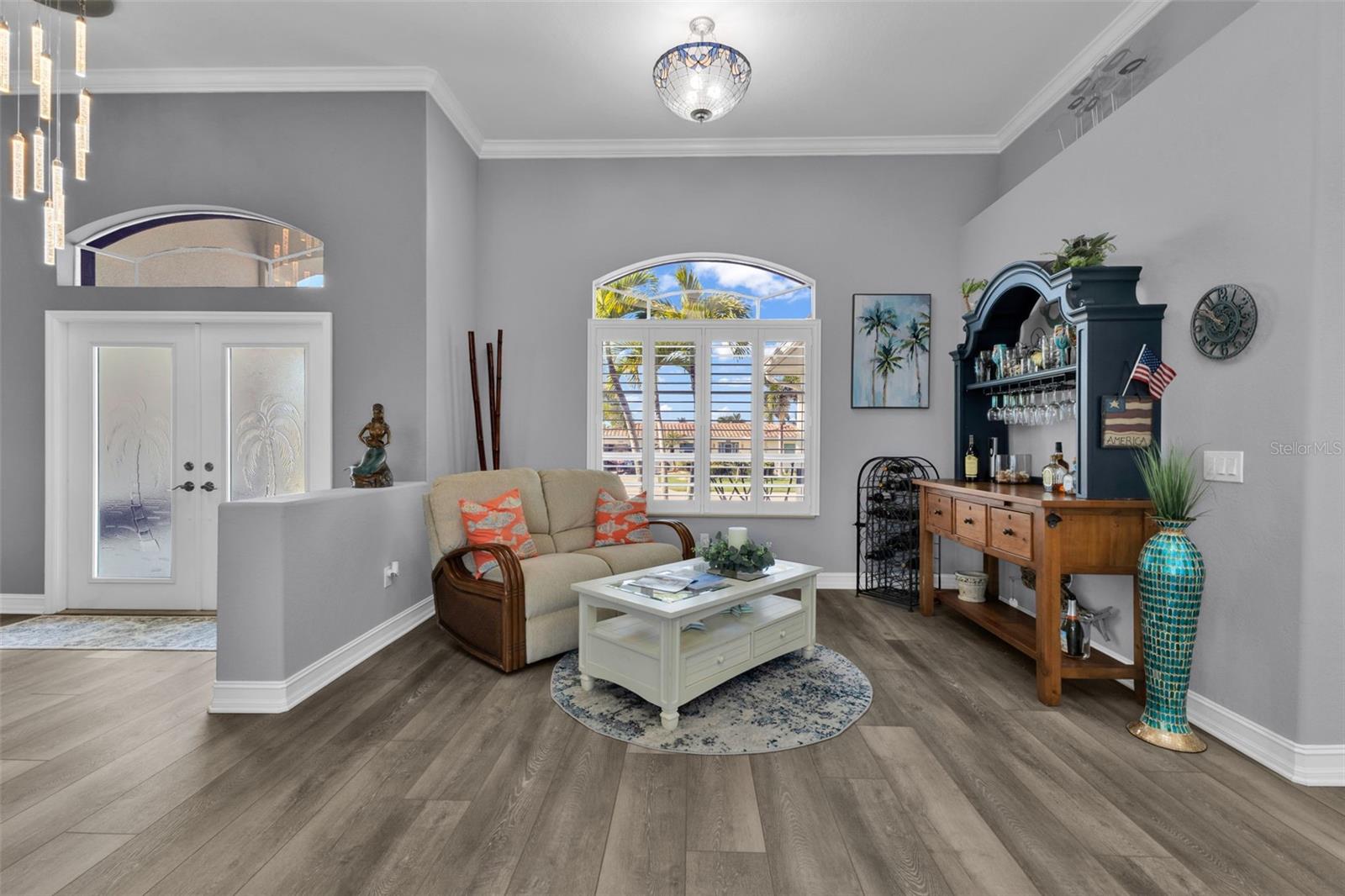 Image 12 of 90 For 360 Capri Isles Court