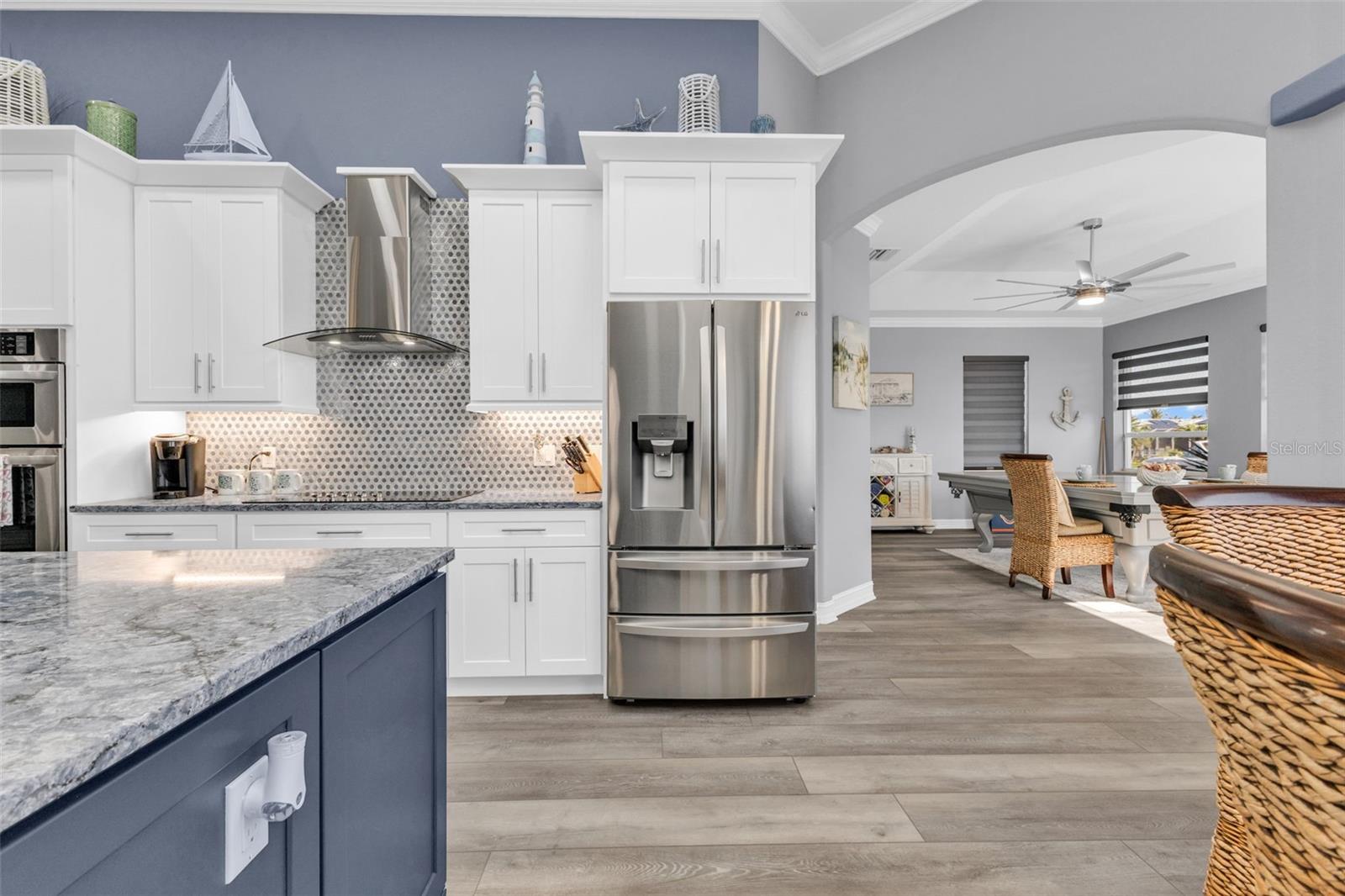 Image 32 of 90 For 360 Capri Isles Court