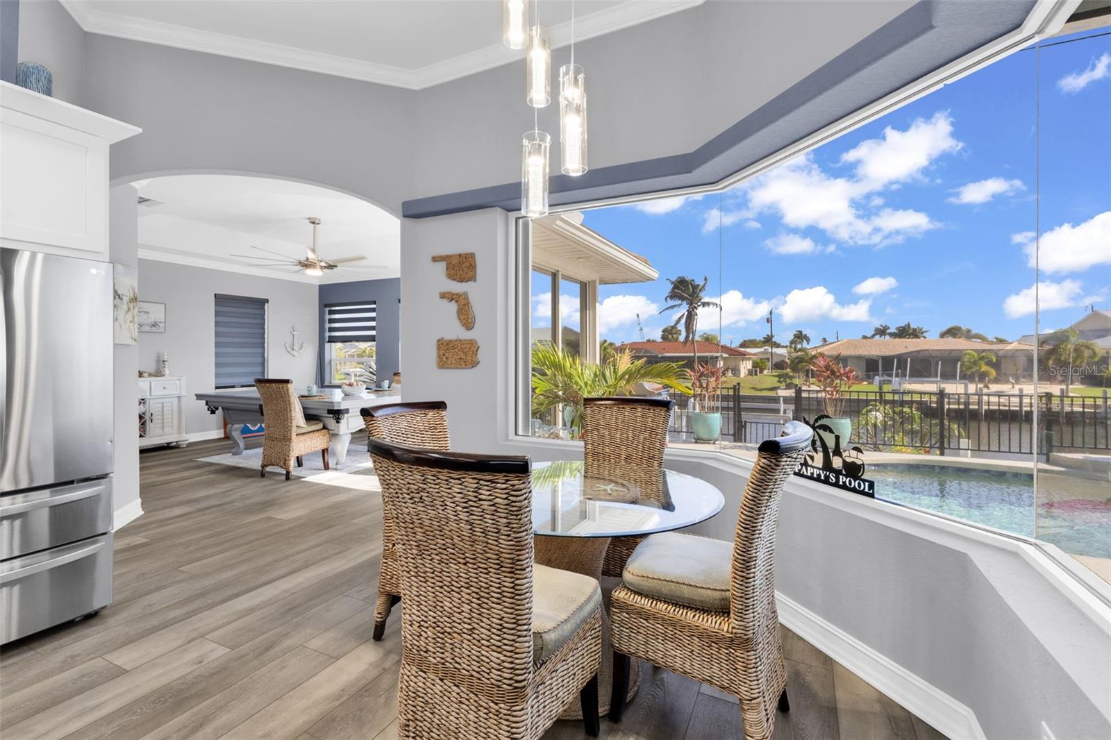 Image 33 of 90 For 360 Capri Isles Court