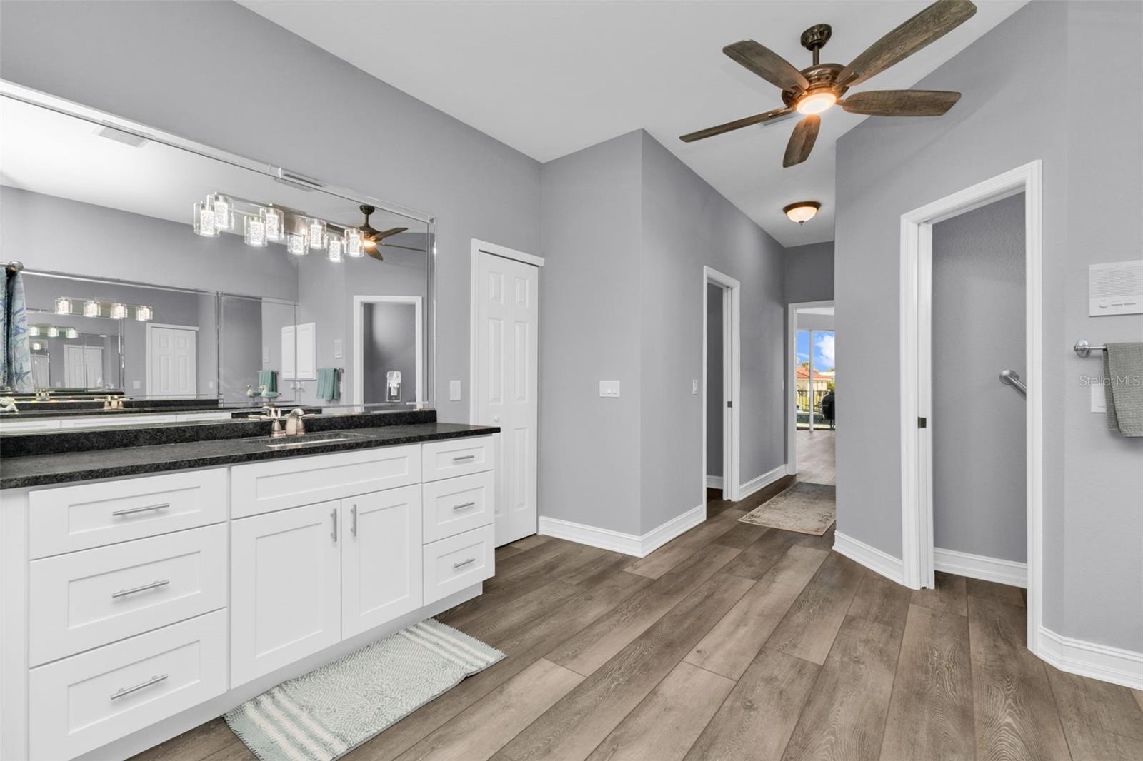 Image 64 of 90 For 360 Capri Isles Court