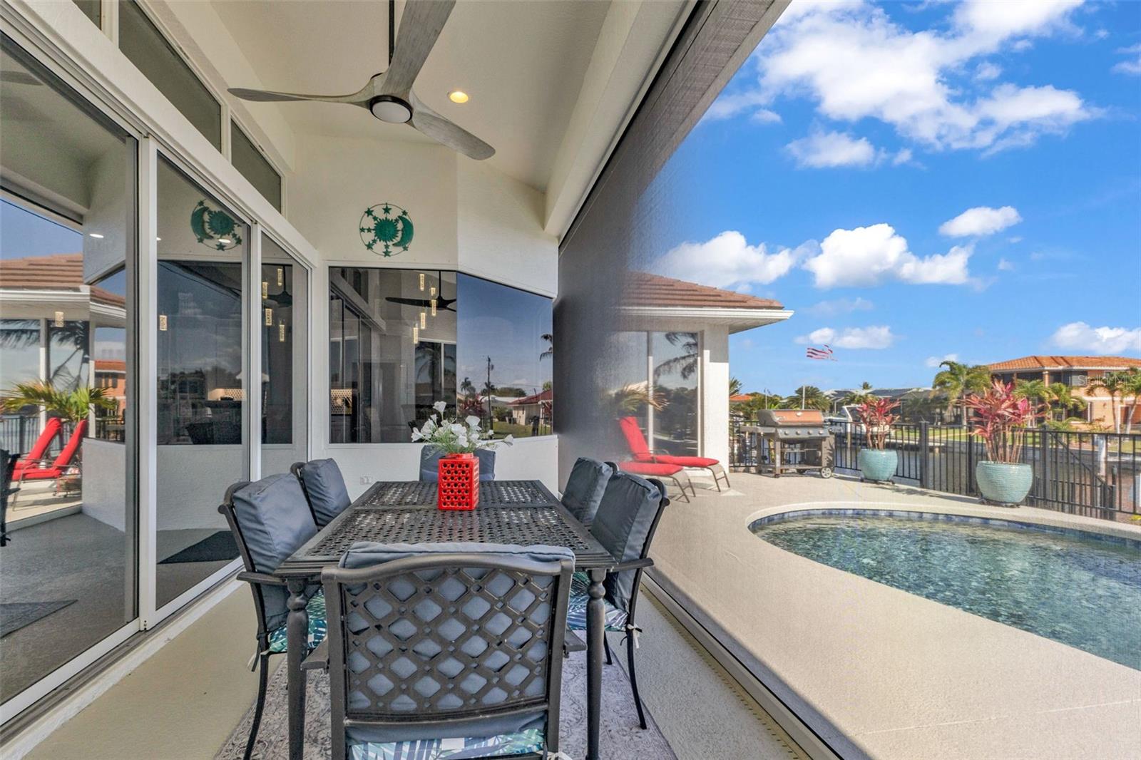 Image 69 of 90 For 360 Capri Isles Court