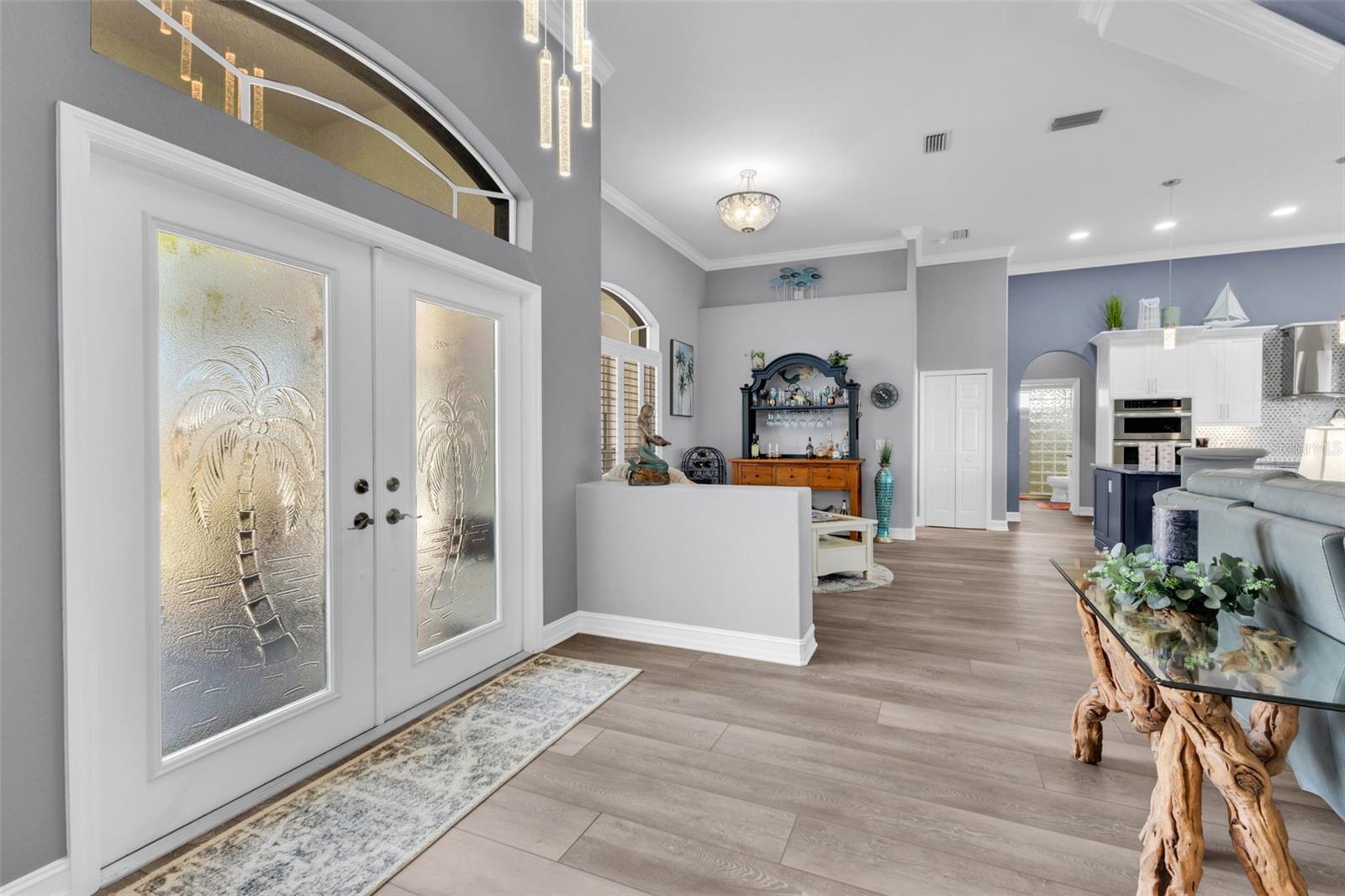 Image 8 of 90 For 360 Capri Isles Court