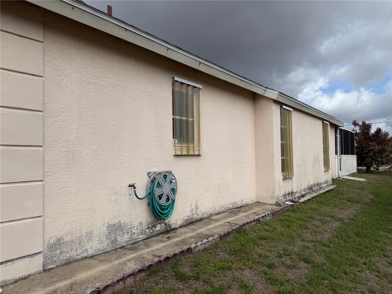 Image 3 of 7 For 21506 Quesada Avenue