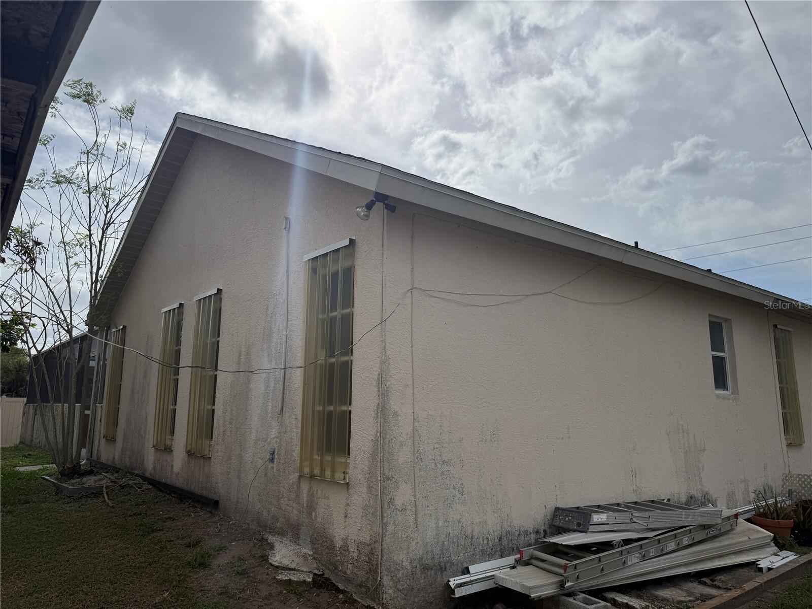 Image 5 of 7 For 21506 Quesada Avenue