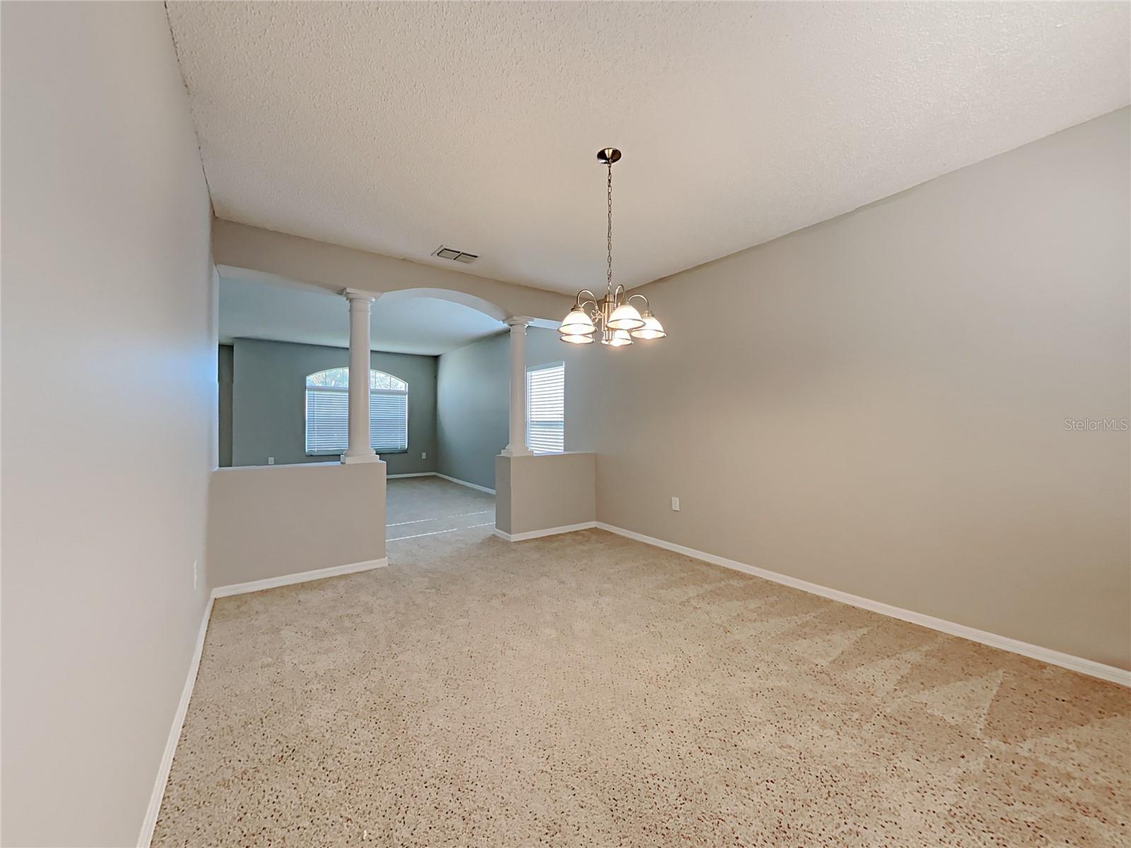 Image 4 of 23 For 1704 Pilchard Drive