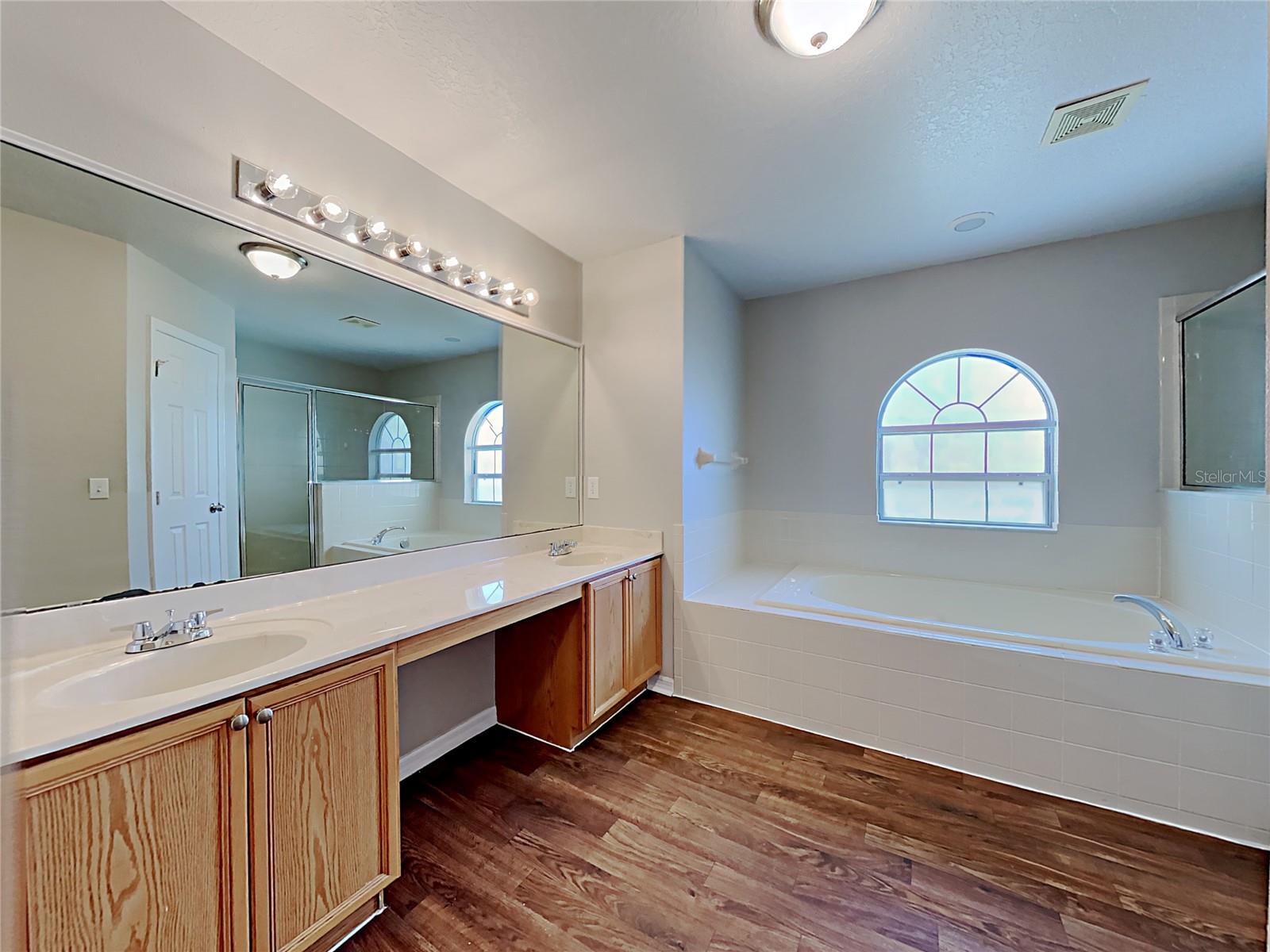 Image 7 of 23 For 1704 Pilchard Drive