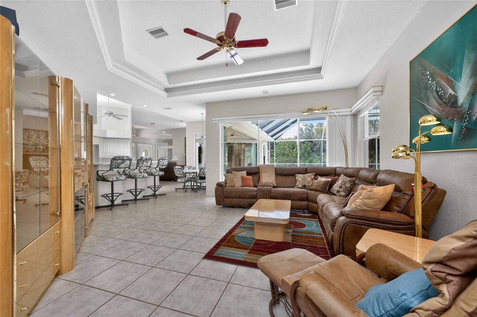 Image 20 of 76 For 1009 Beach Street