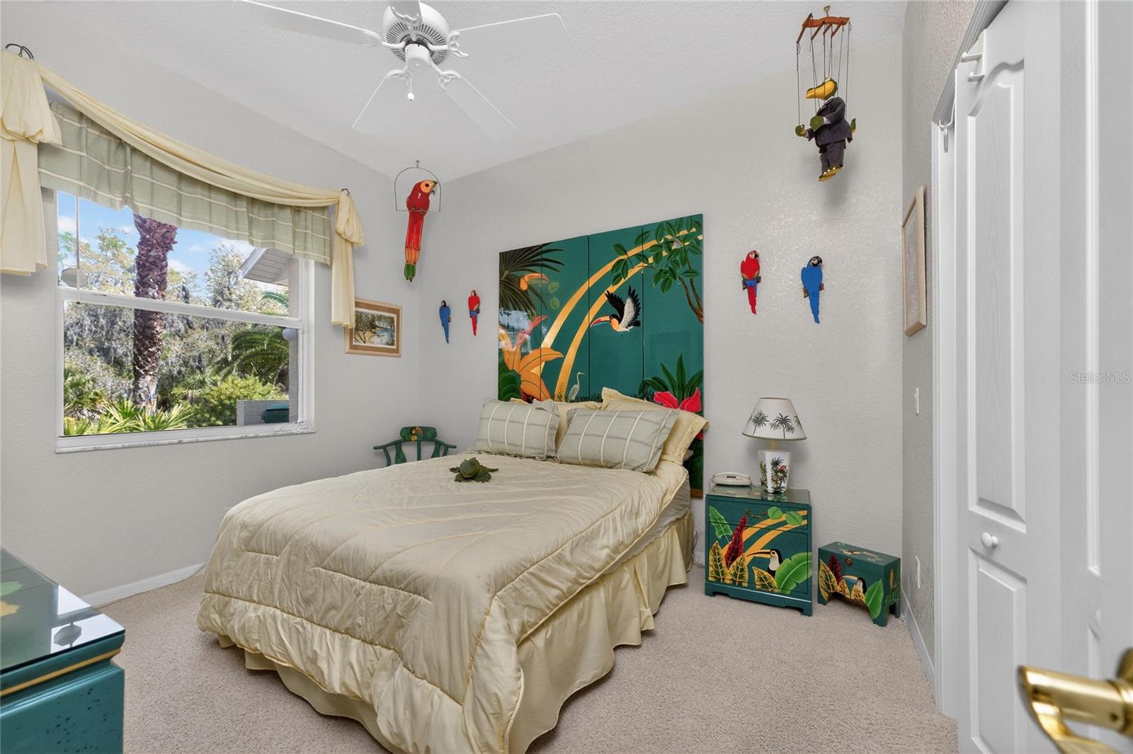 Image 25 of 76 For 1009 Beach Street