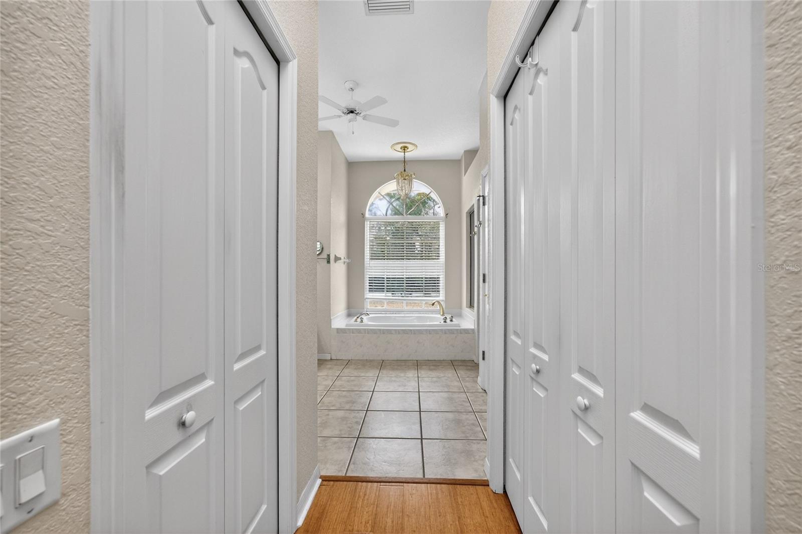 Image 37 of 76 For 1009 Beach Street