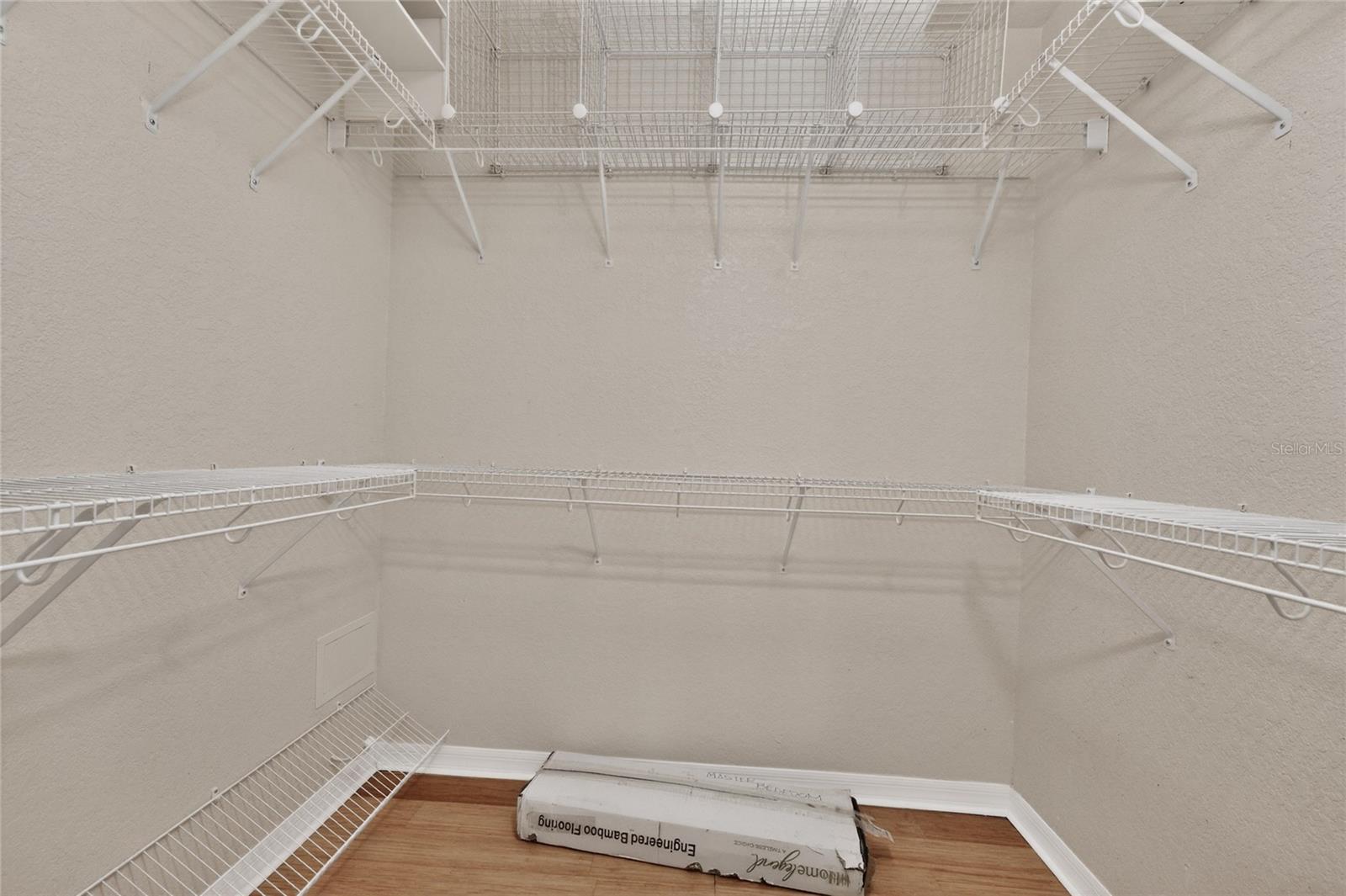 Image 38 of 76 For 1009 Beach Street