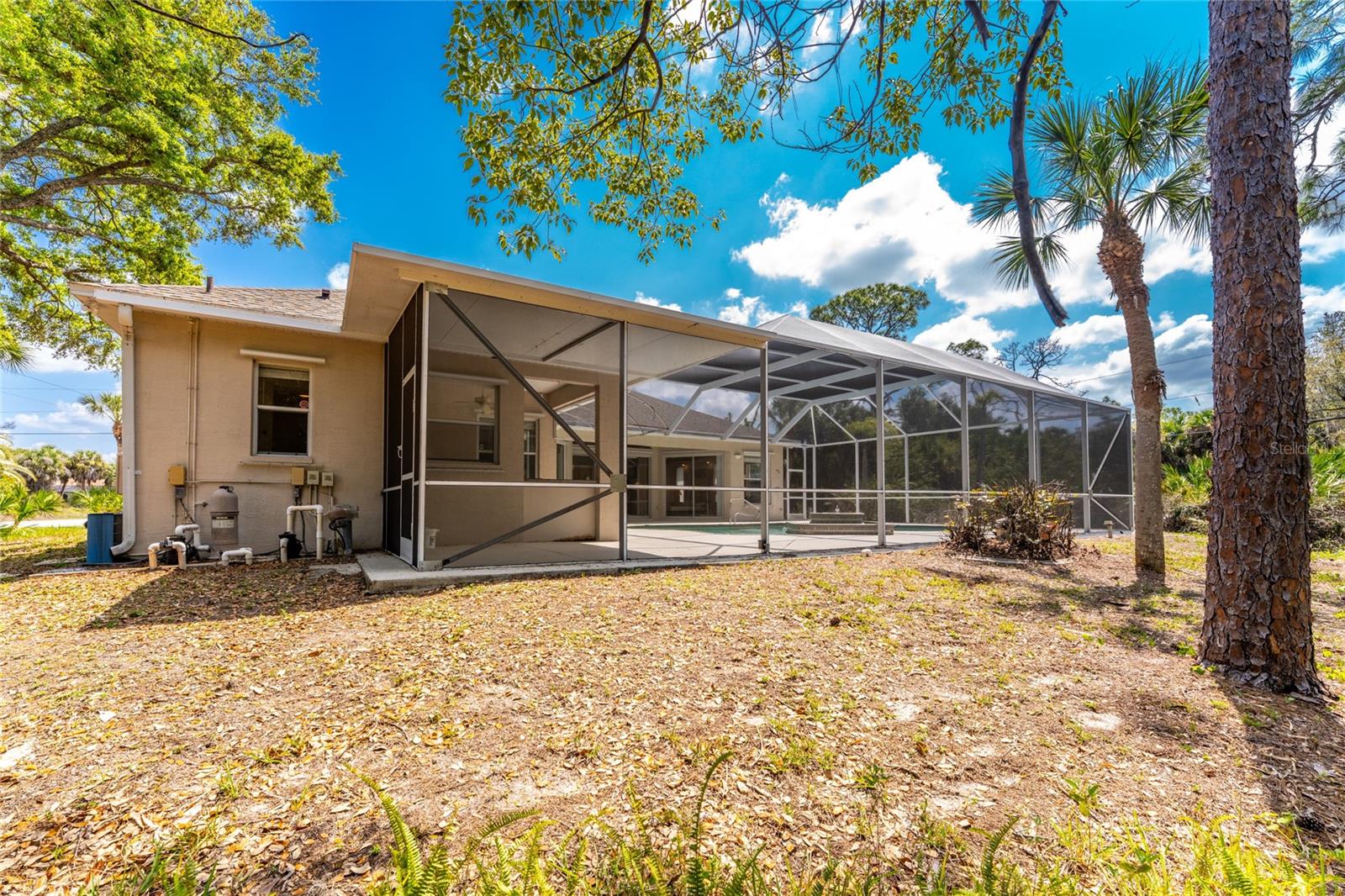 Image 54 of 76 For 1009 Beach Street