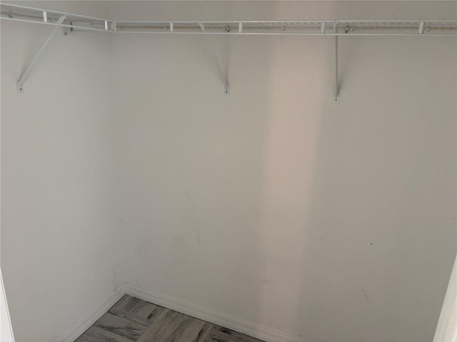 Image 20 of 41 For 2002 Bal Harbor Boulevard 312