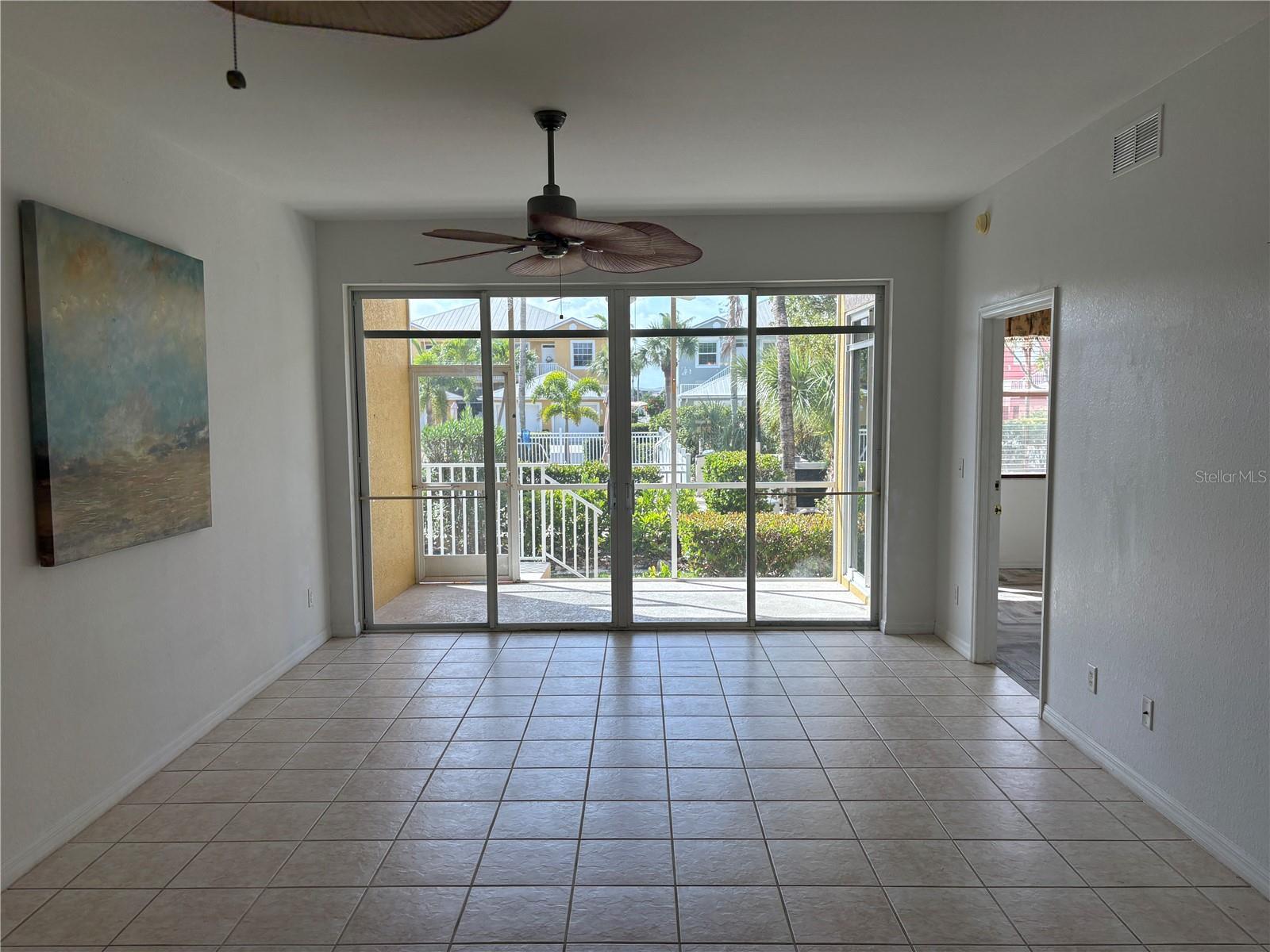 Image 6 of 41 For 2002 Bal Harbor Boulevard 312