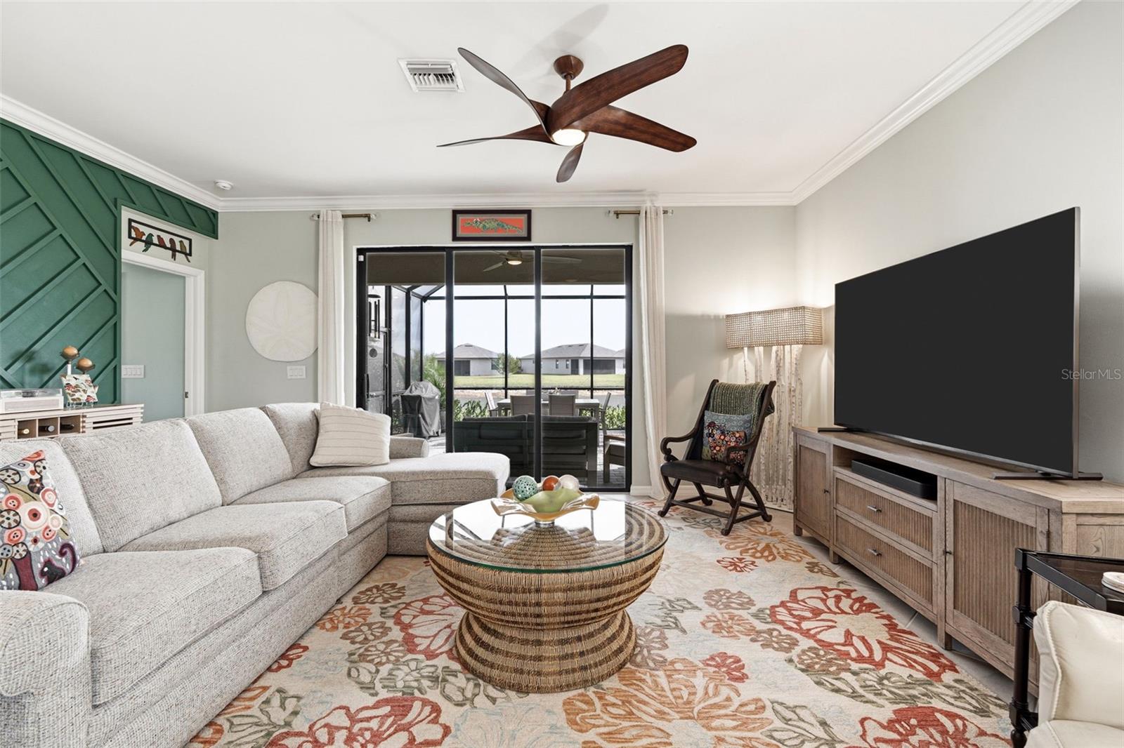 Image 14 of 47 For 1793 Saddlewood Circle