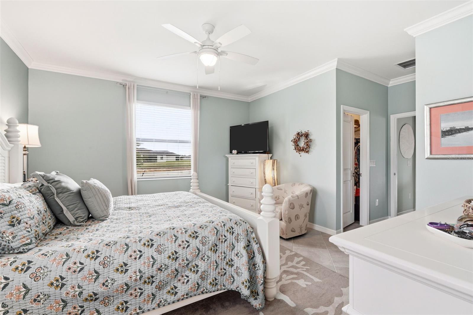 Image 22 of 47 For 1793 Saddlewood Circle