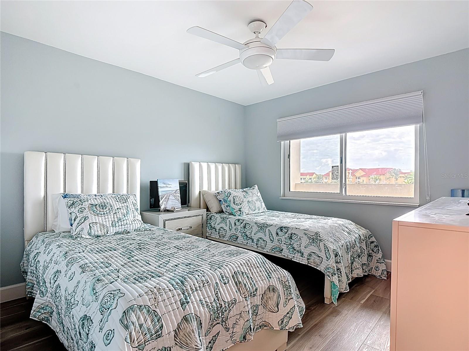 Image 11 of 46 For 7500 Estero Boulevard 302