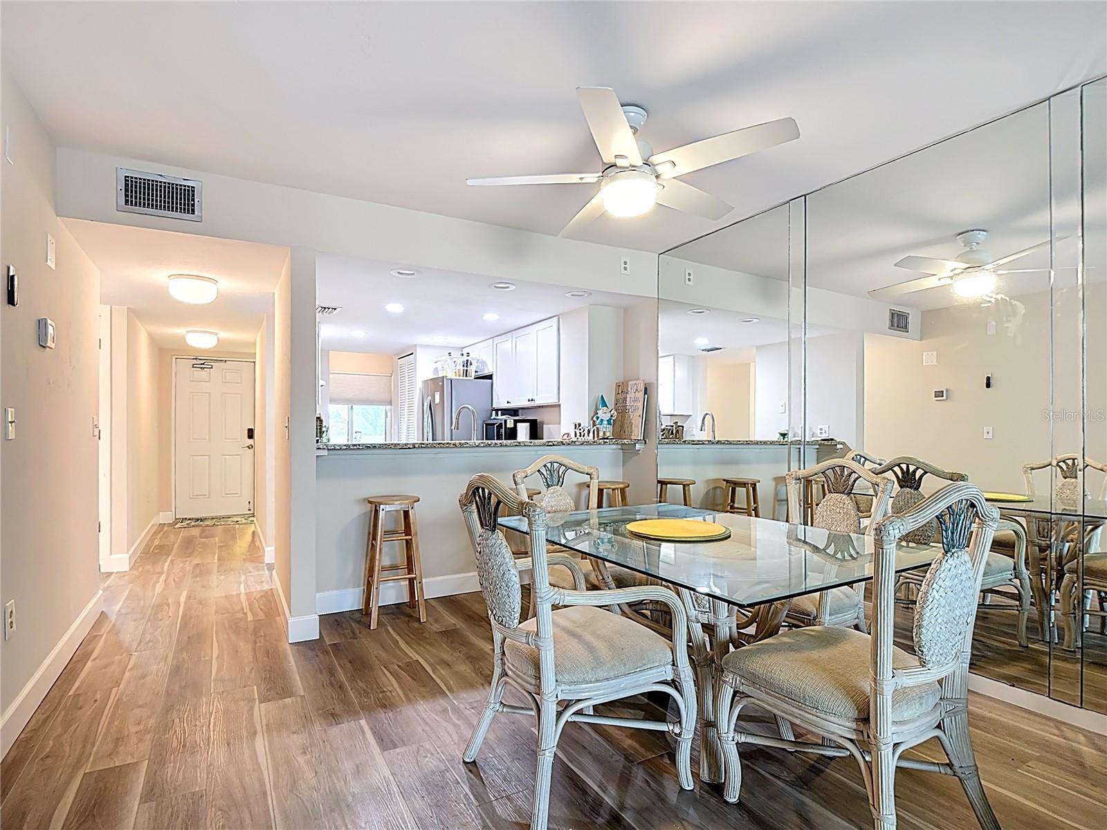 Image 16 of 46 For 7500 Estero Boulevard 302