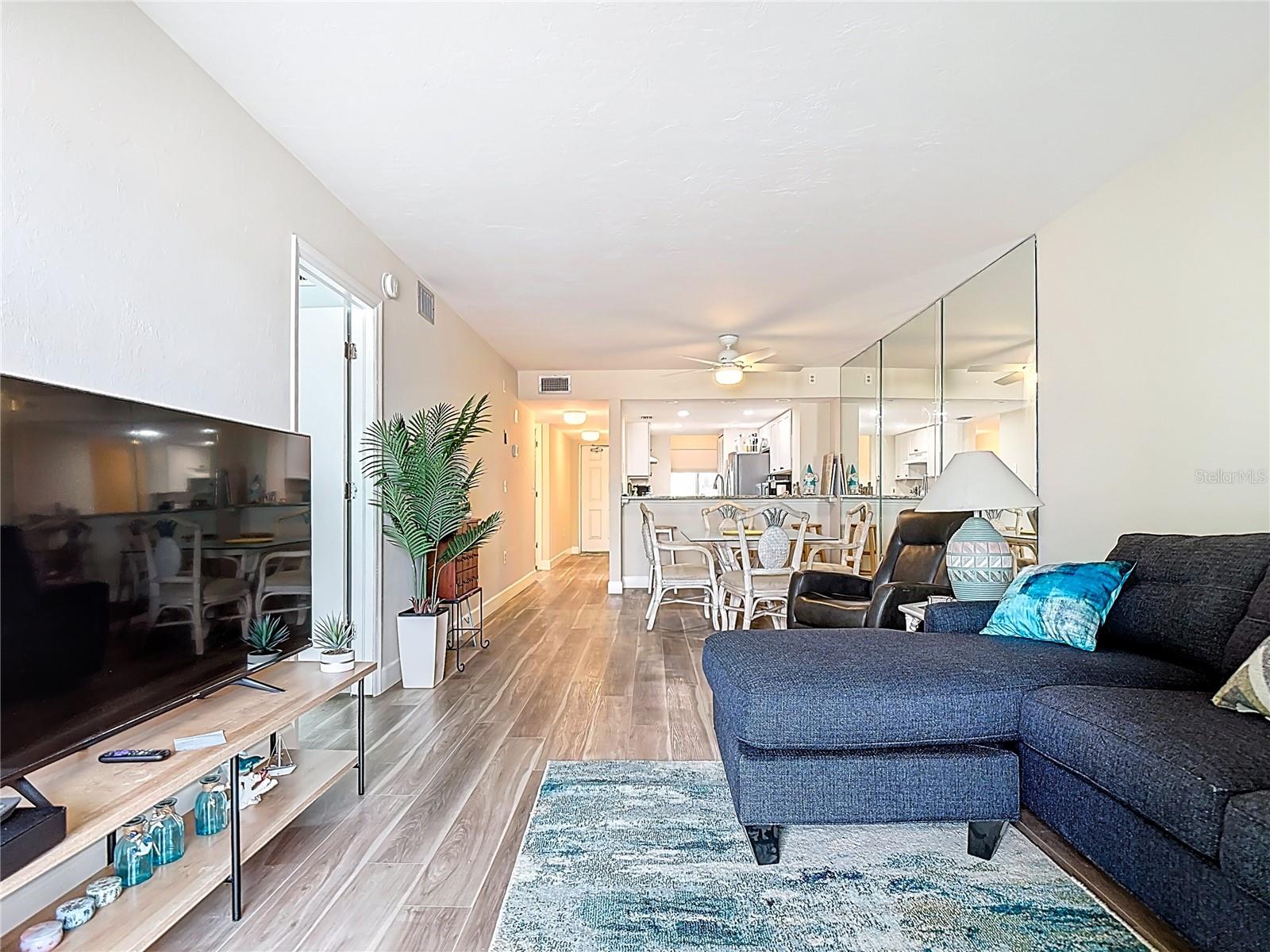 Image 19 of 46 For 7500 Estero Boulevard 302