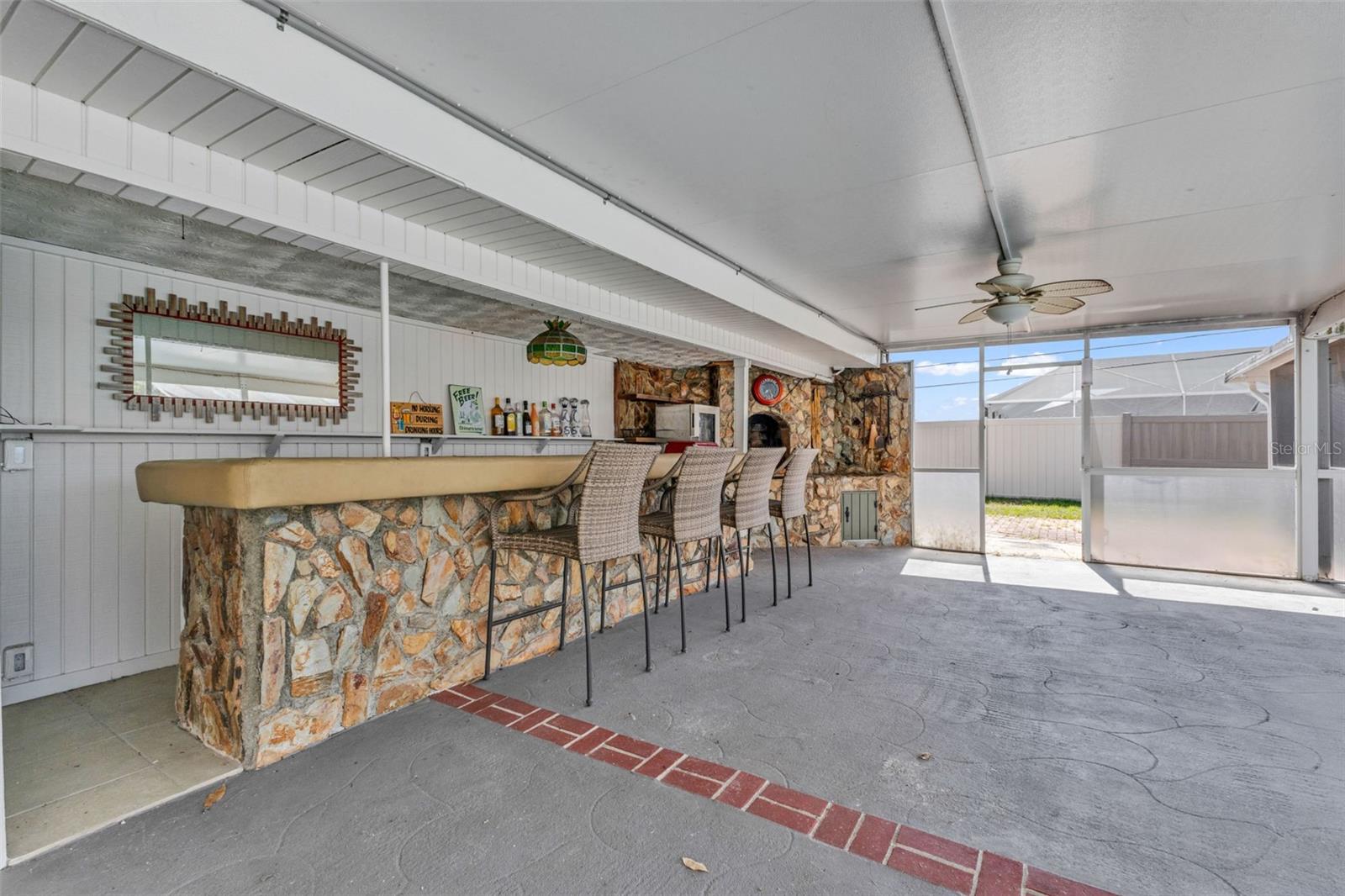 Image 29 of 40 For 923 Linnaen Terrace Nw