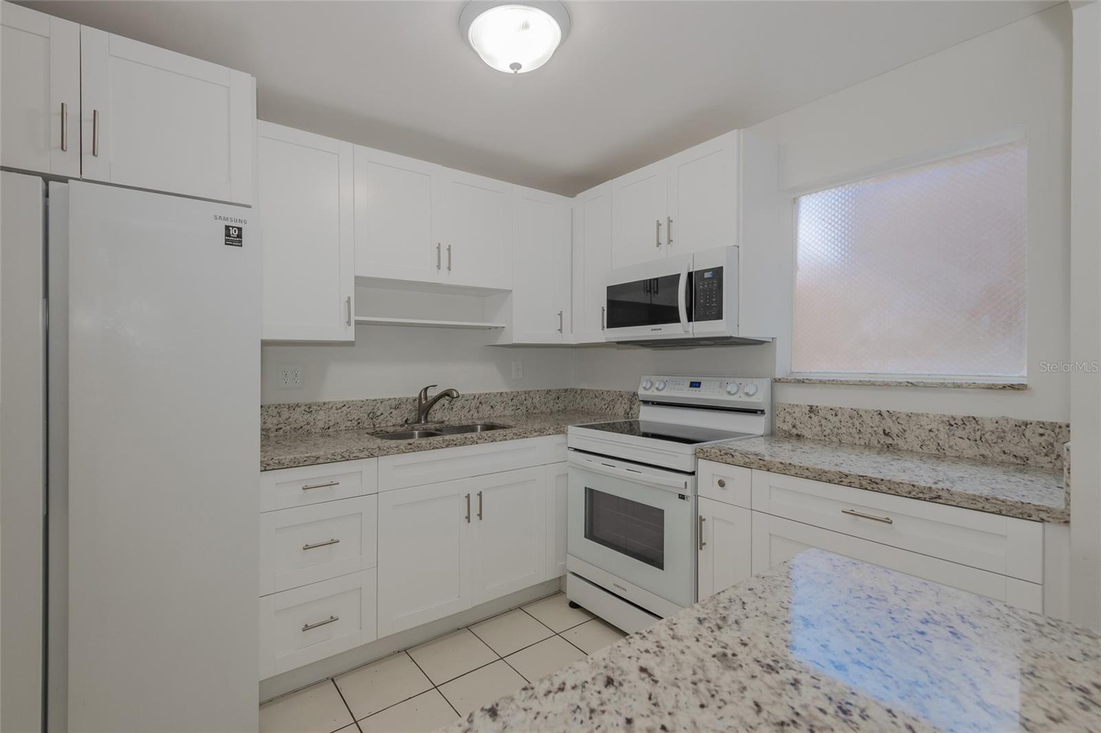 Image 10 of 28 For 9150 Fontainebleau Blvd