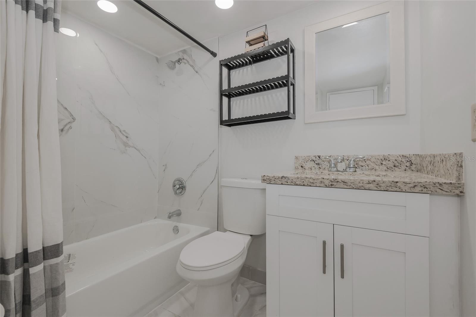 Image 18 of 28 For 9150 Fontainebleau Blvd