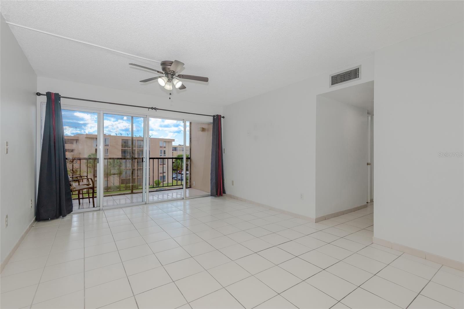 Image 3 of 28 For 9150 Fontainebleau Blvd