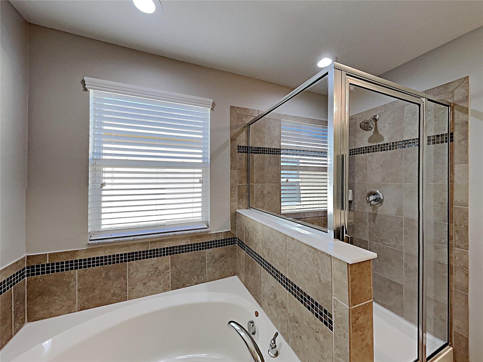 Image 9 of 23 For 7226 Lumber Port Drive