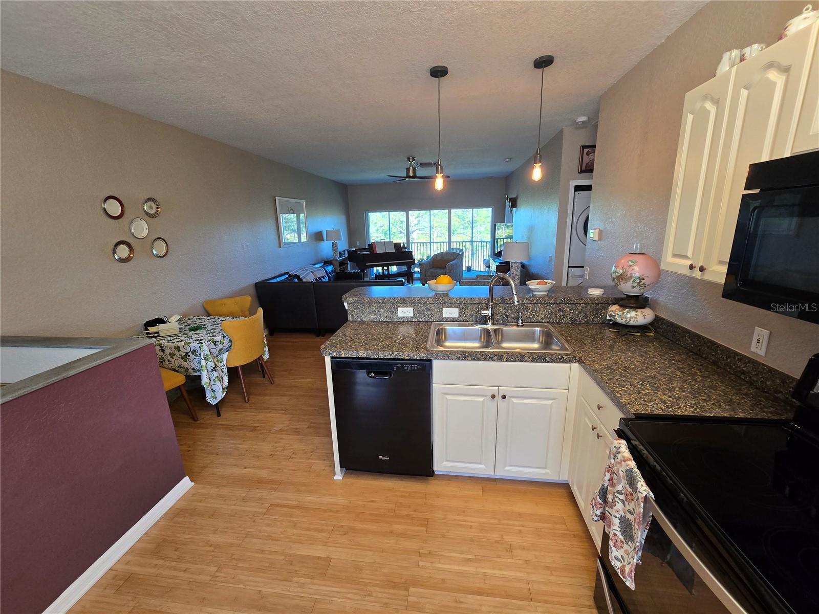 Image 13 of 32 For 3919 Cape Haze Drive 505