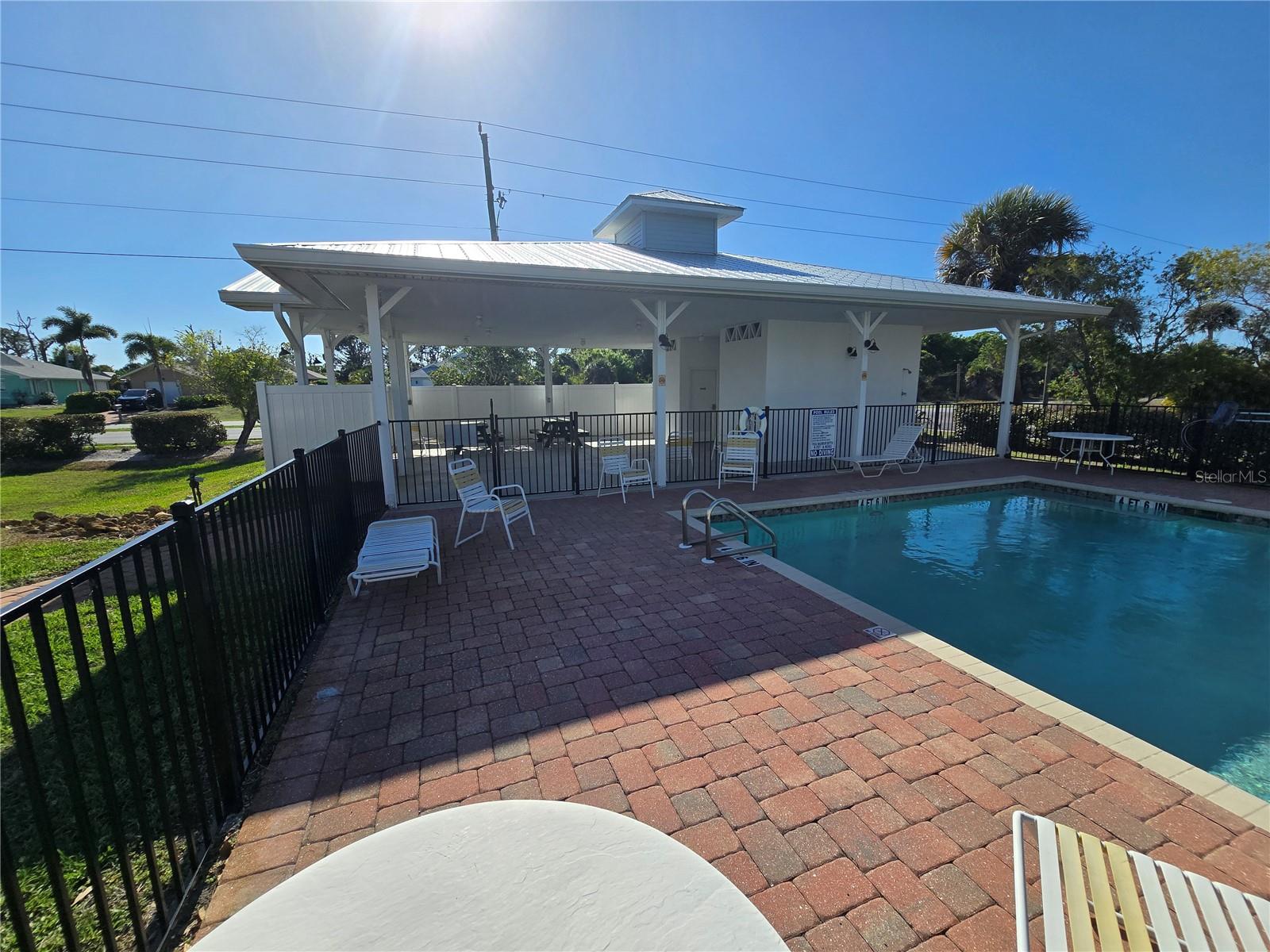 Image 5 of 32 For 3919 Cape Haze Drive 505