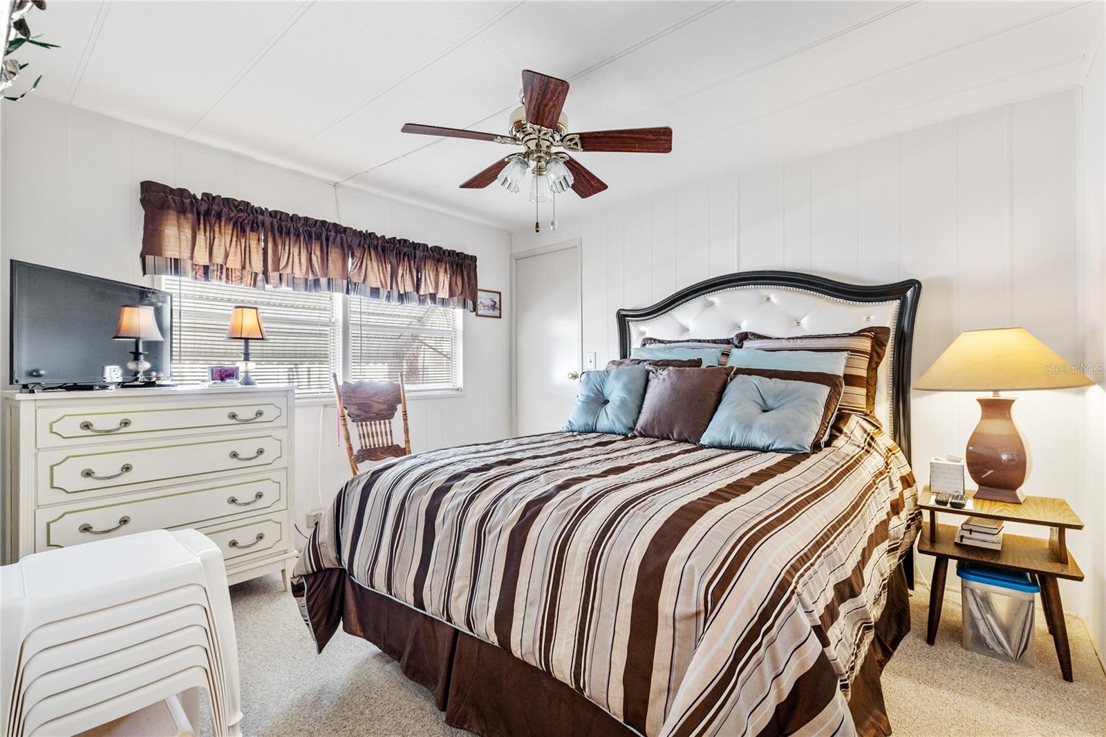 Image 24 of 43 For 203 Harvest Lane