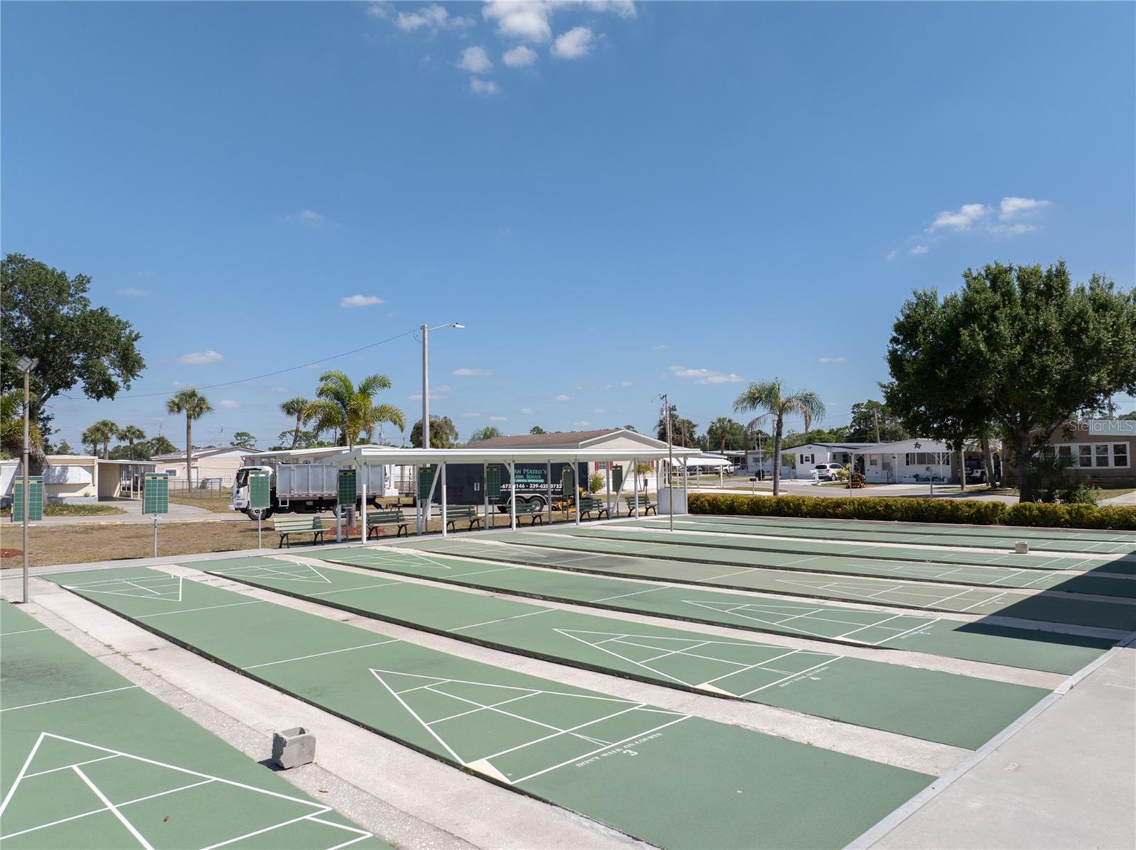 Image 32 of 43 For 203 Harvest Lane