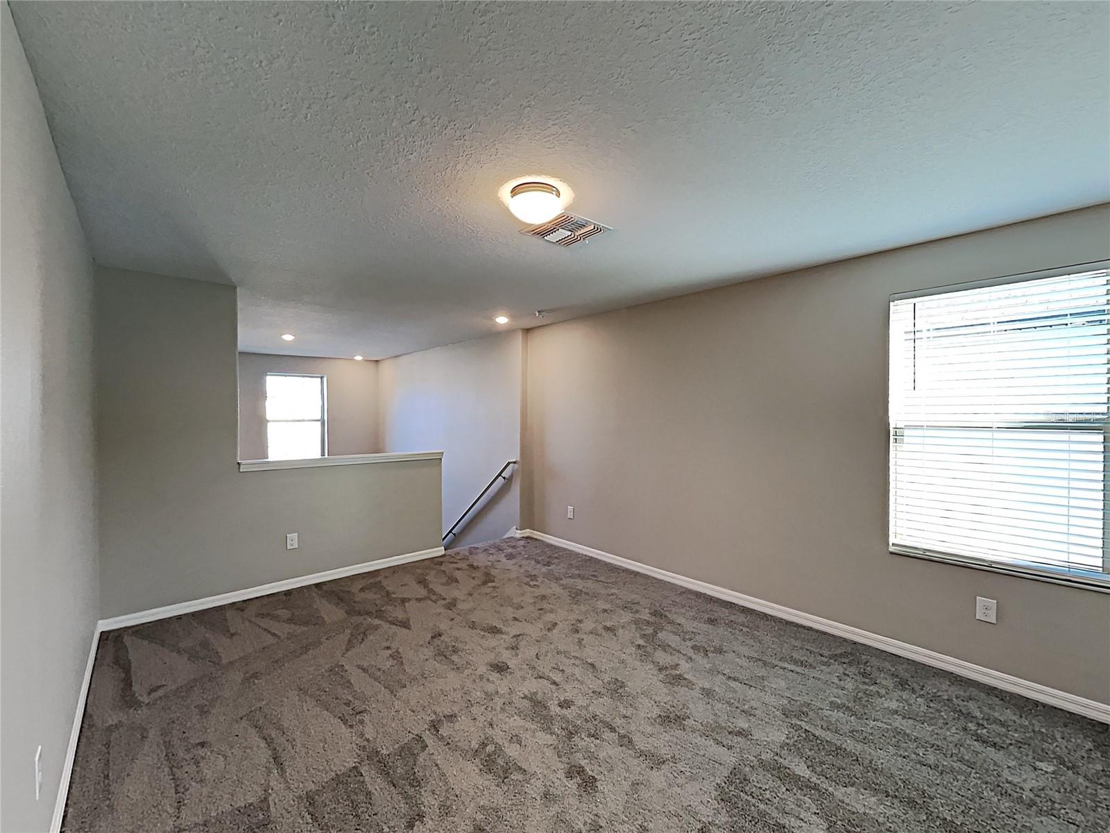 Image 19 of 51 For 15320 Broad Brush Drive