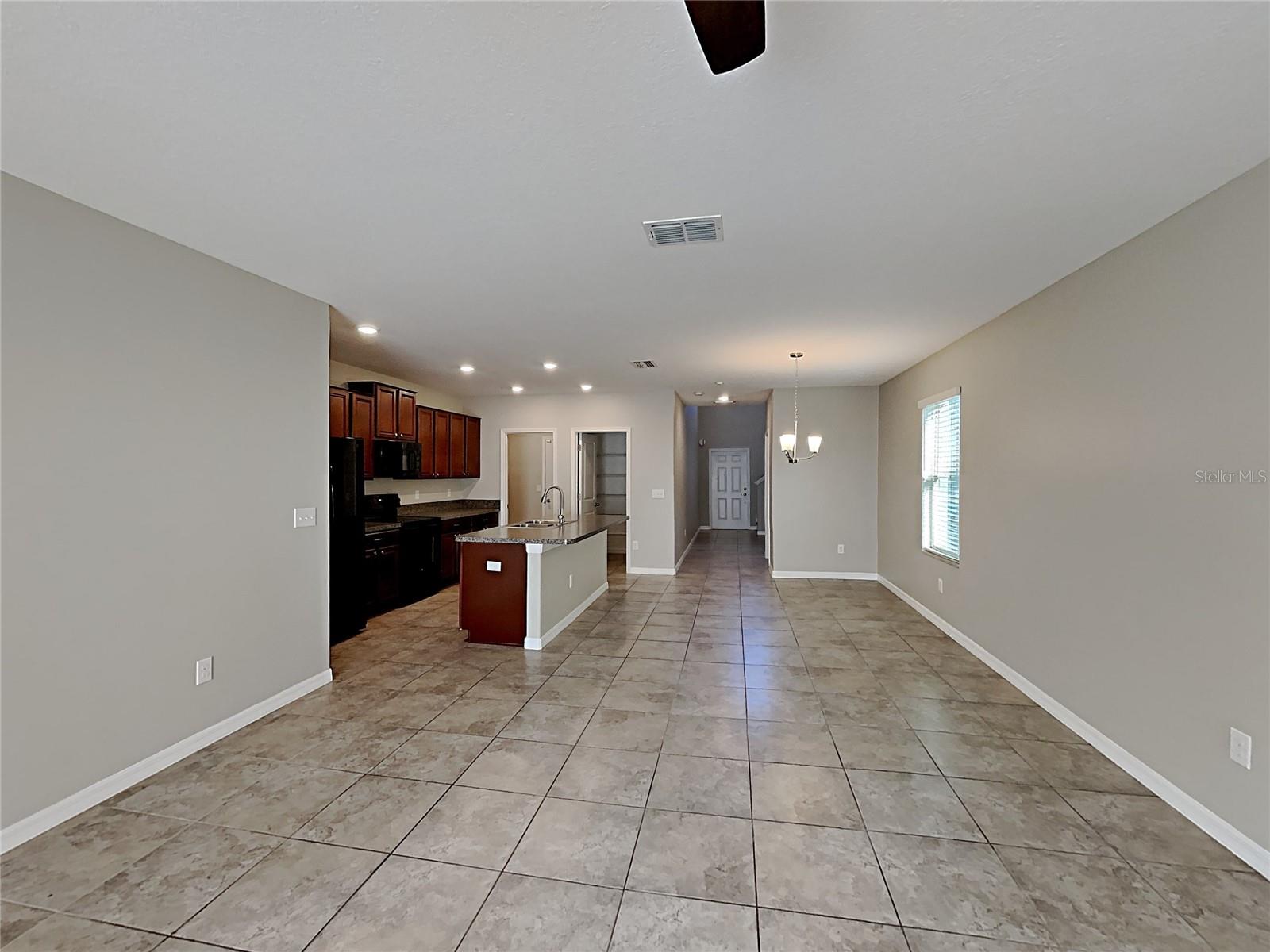 Image 4 of 51 For 15320 Broad Brush Drive