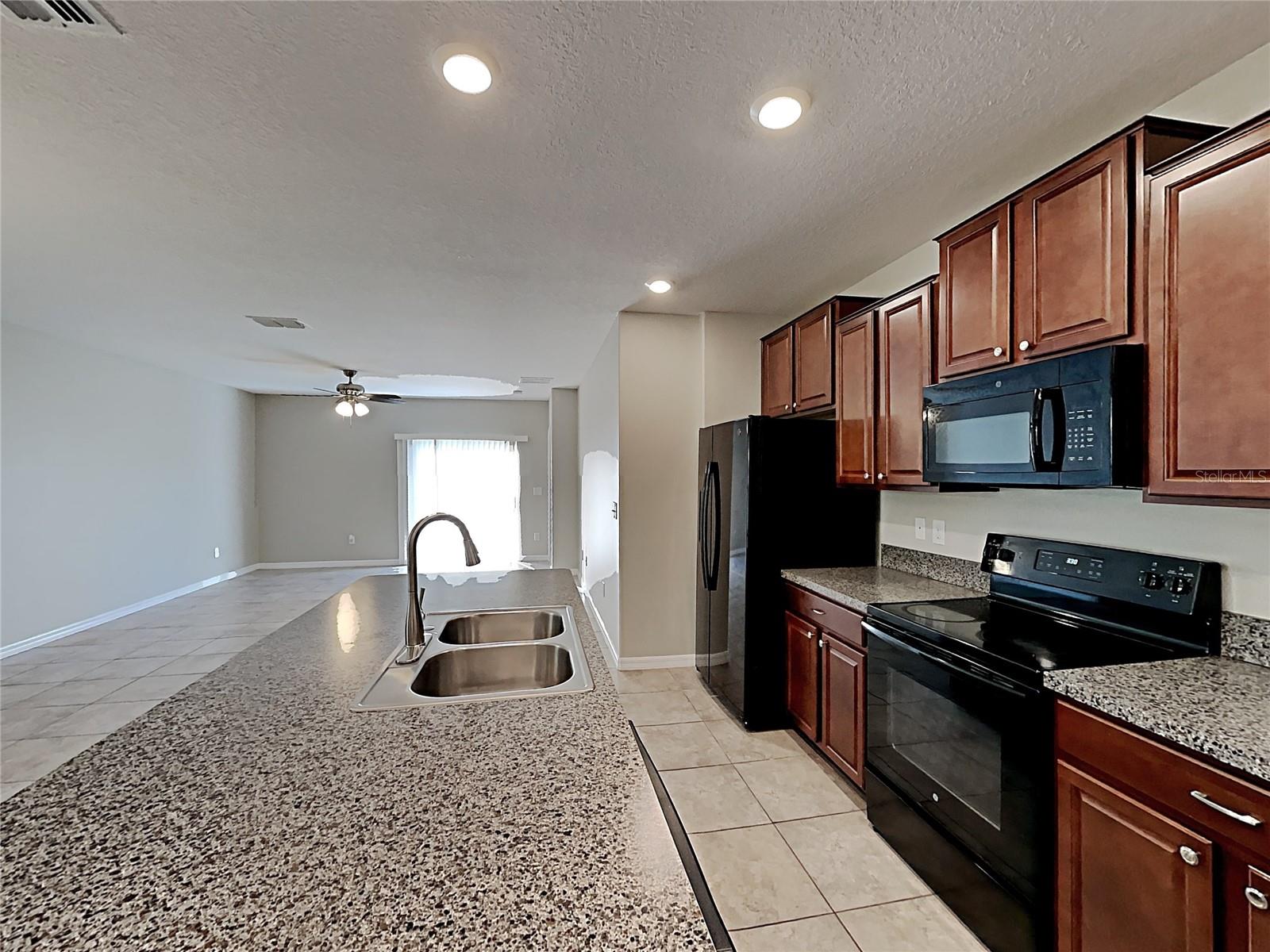 Image 6 of 51 For 15320 Broad Brush Drive