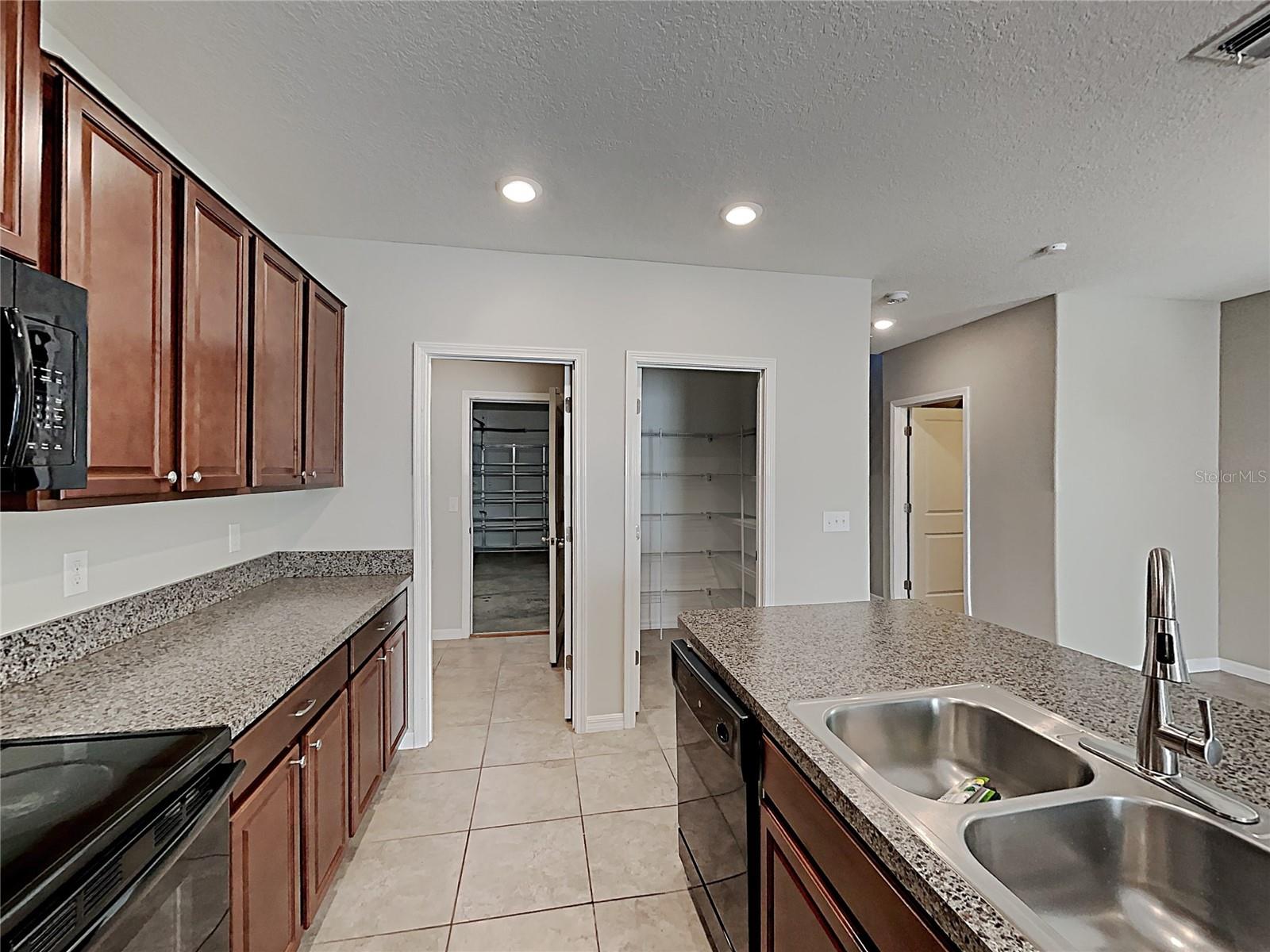 Image 7 of 51 For 15320 Broad Brush Drive