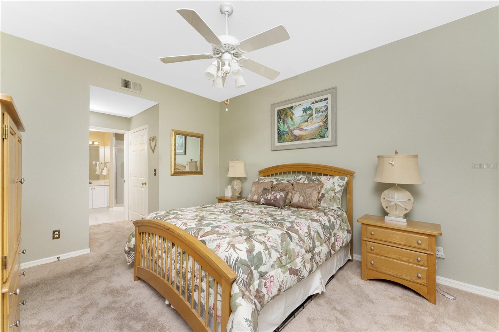 Image 23 of 56 For 2002 Bal Harbor Boulevard 1311