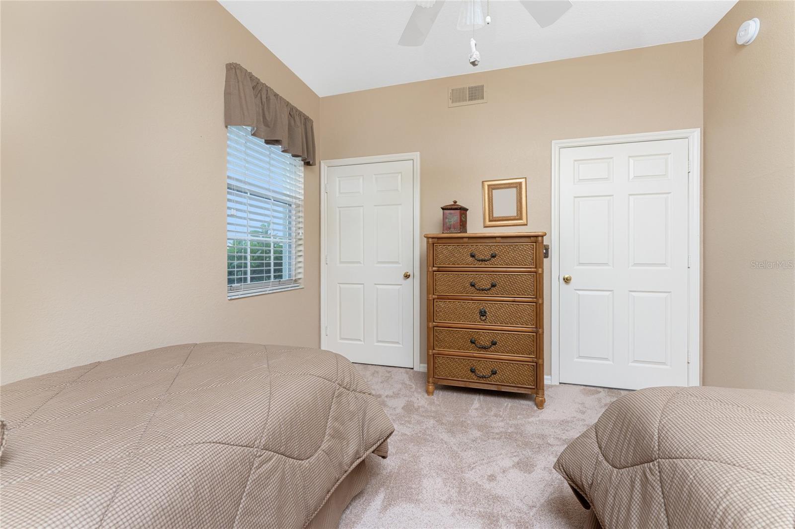 Image 34 of 56 For 2002 Bal Harbor Boulevard 1311