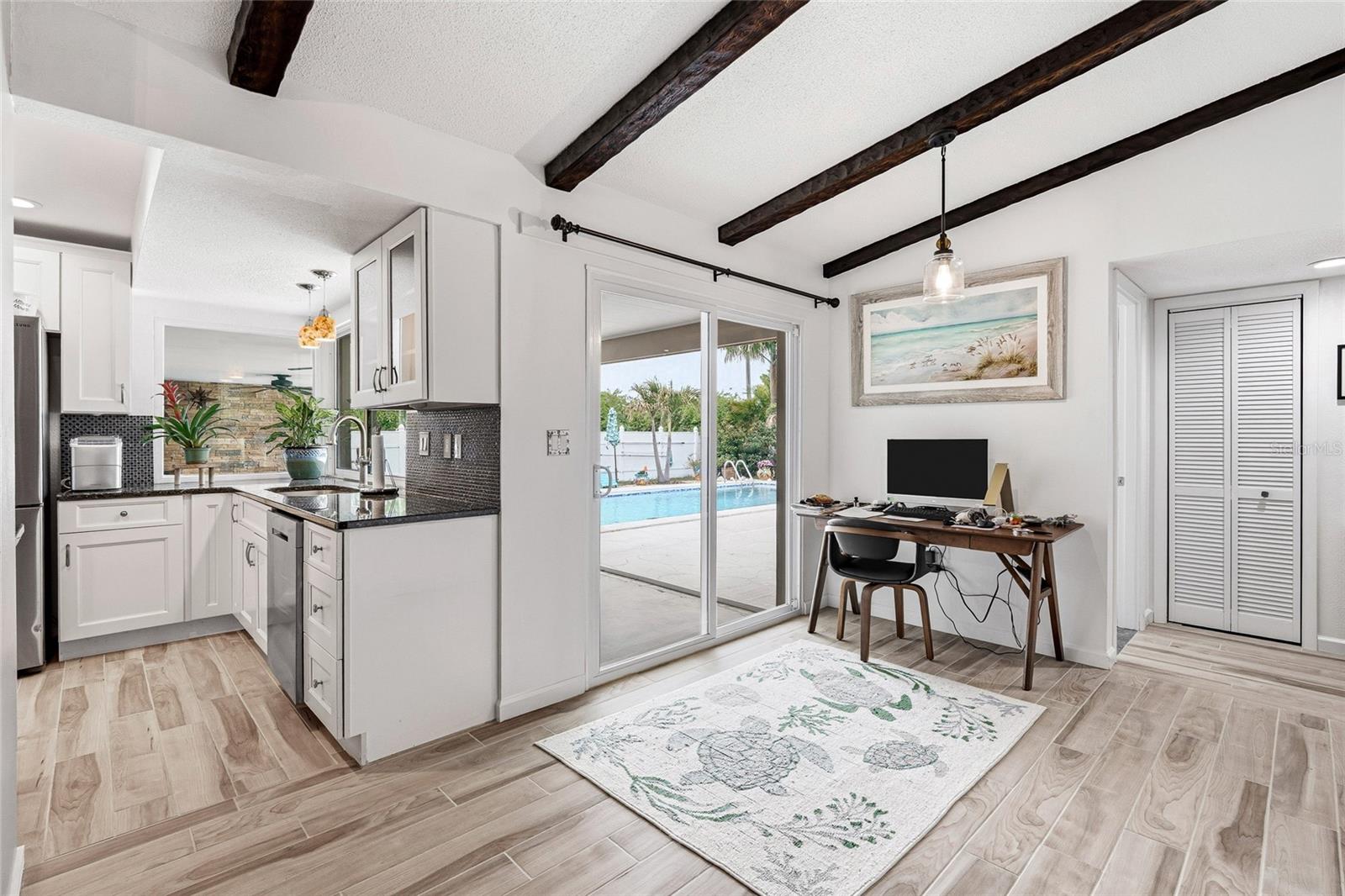 Image 12 of 34 For 22198 New York Avenue