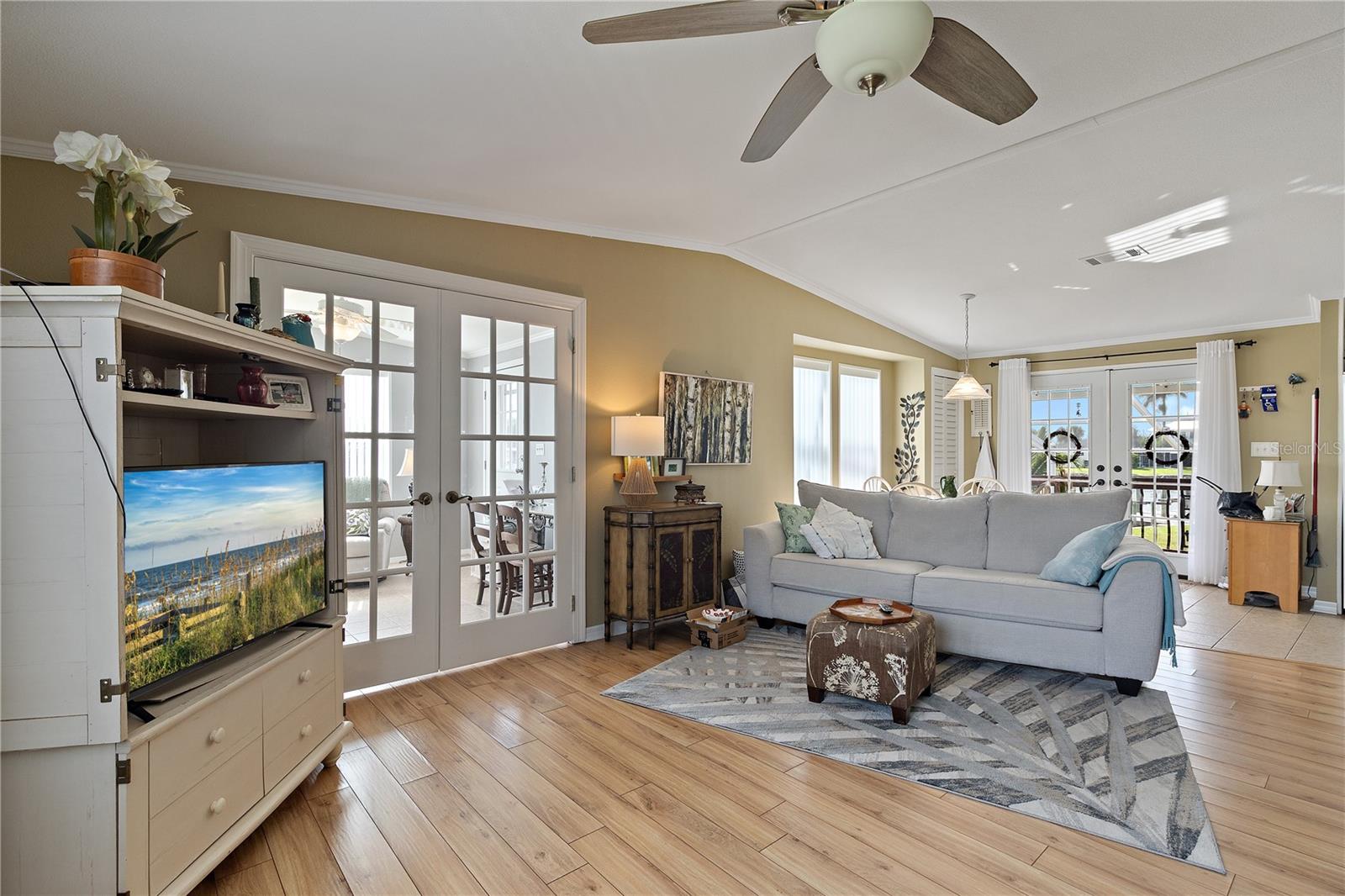 Image 12 of 47 For 4200 Almar Drive