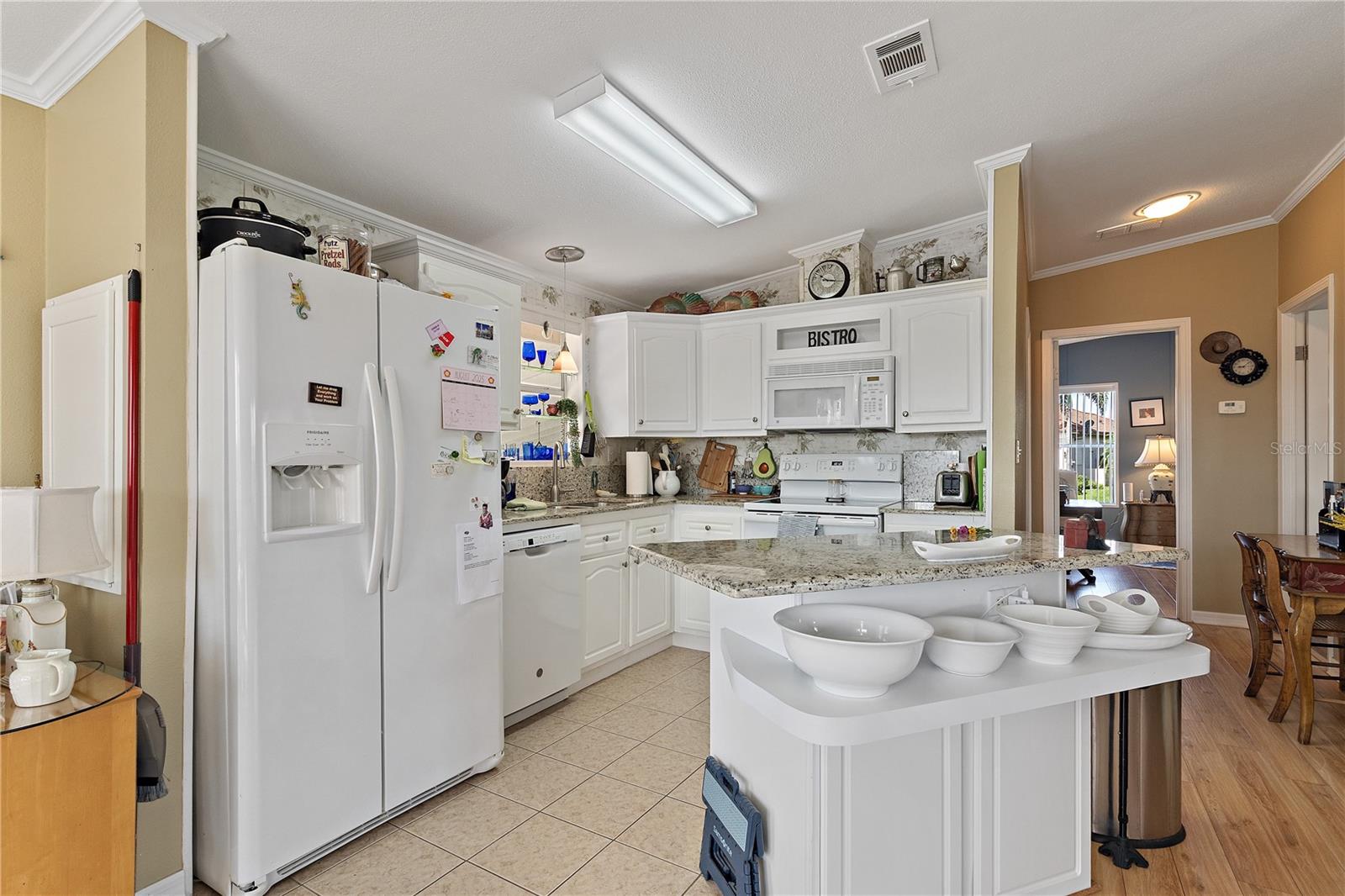 Image 15 of 47 For 4200 Almar Drive