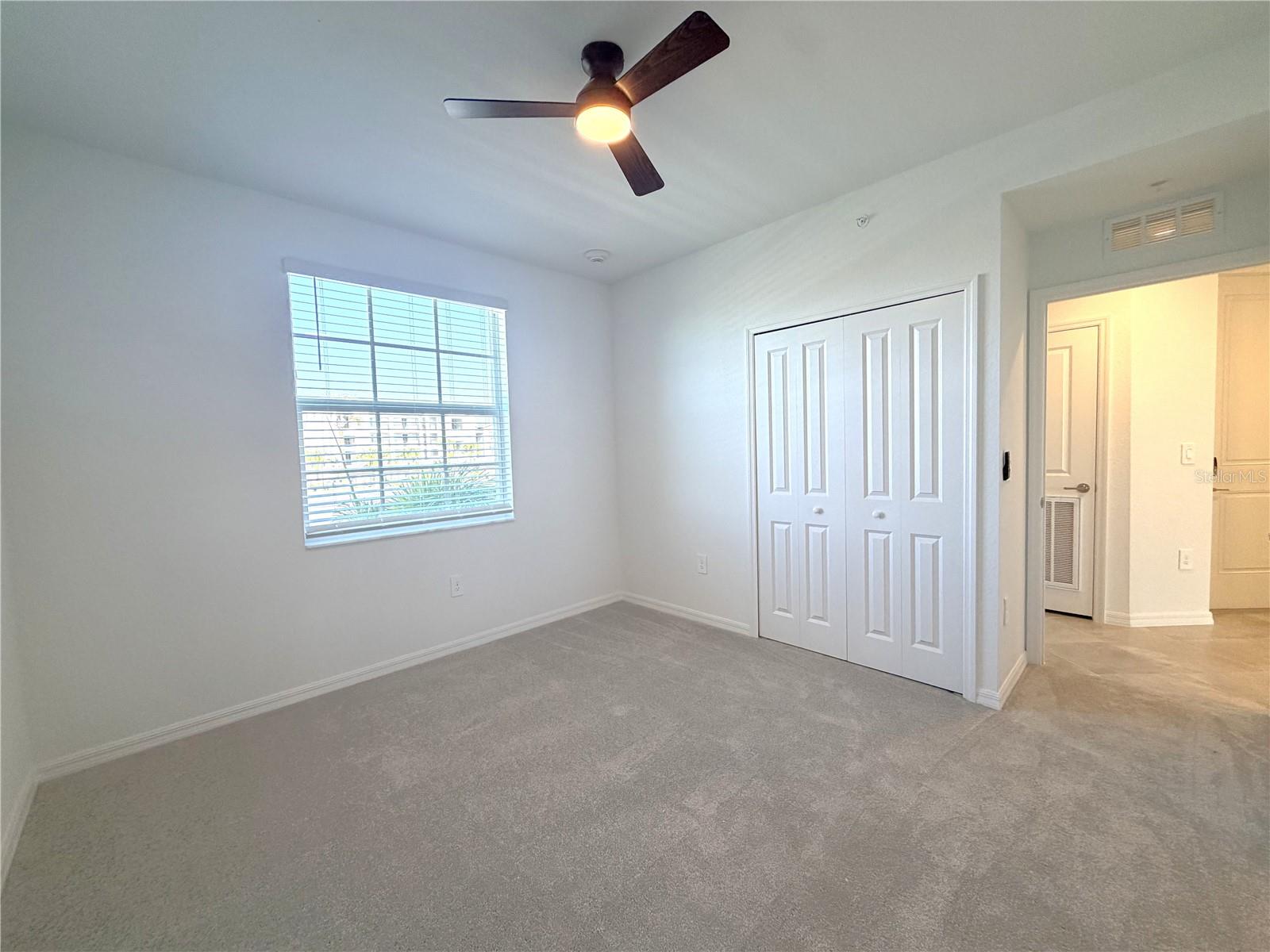 Listing photo id 15 for 17570 Opal Sand Drive 208