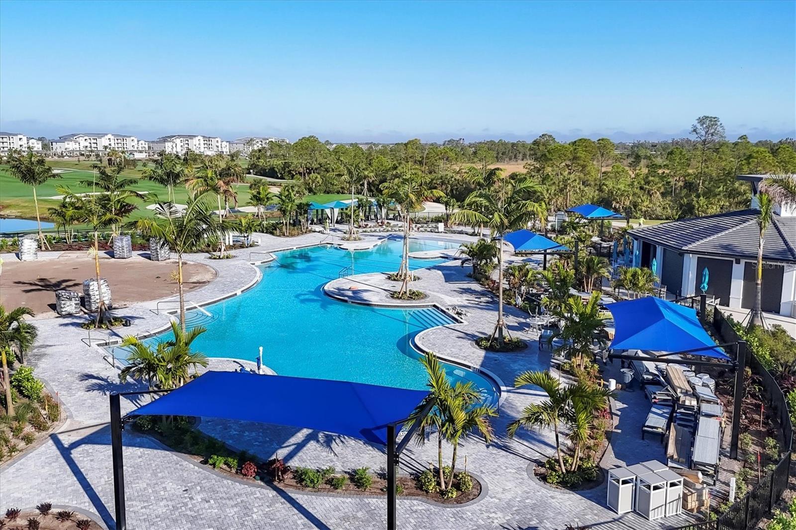 Listing photo id 37 for 17570 Opal Sand Drive 208