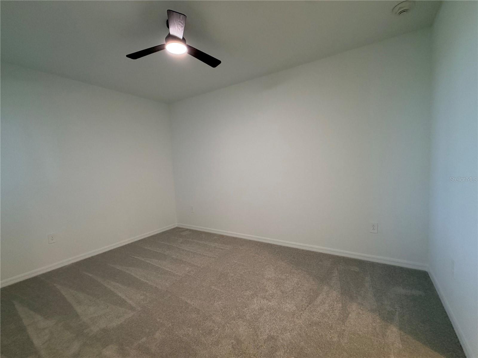 Image 22 of 55 For 17560 Opal Sand Drive 203