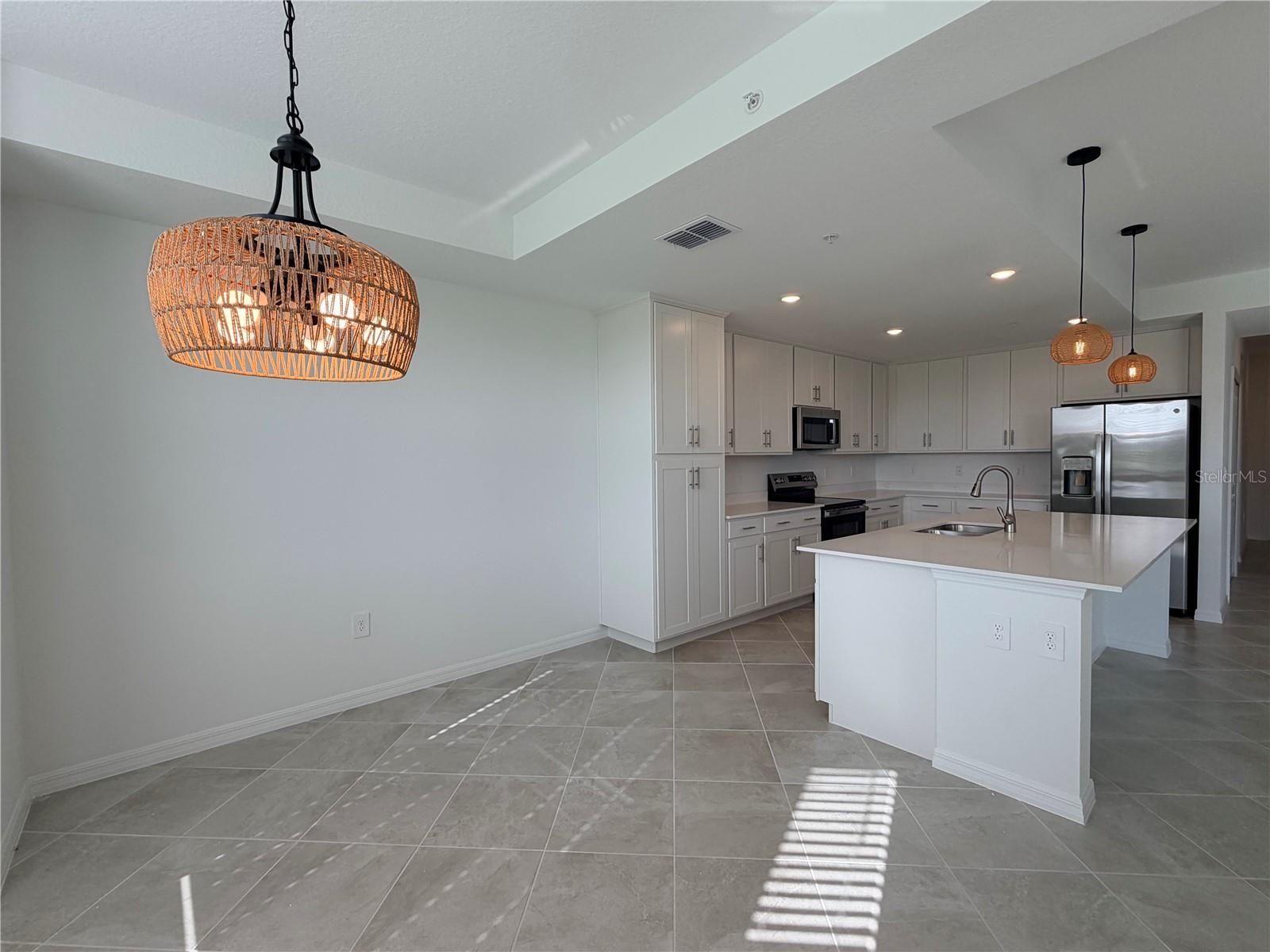 Image 8 of 55 For 17560 Opal Sand Drive 203