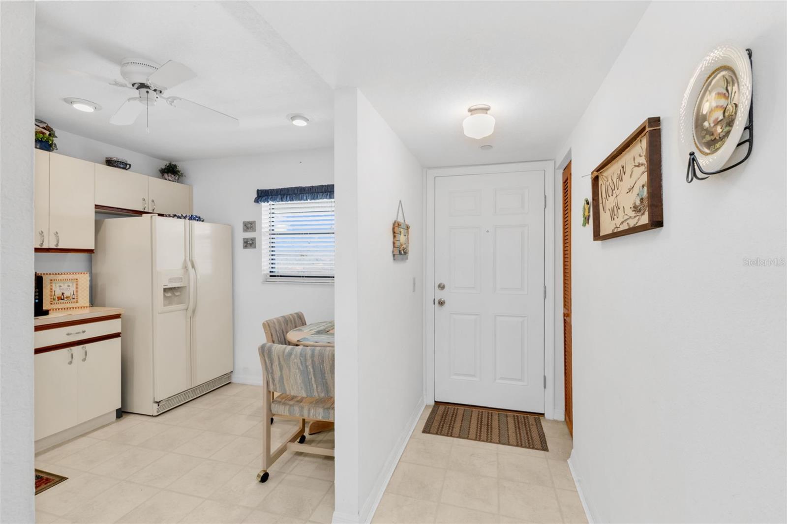 Image 7 of 40 For 175 Kings Highway 1032