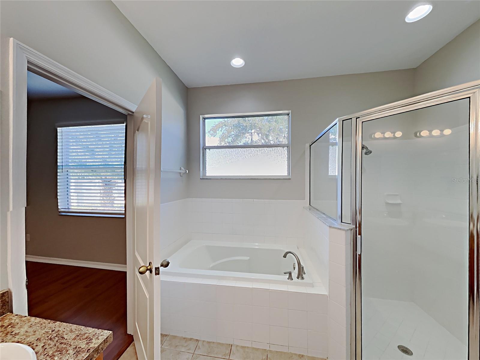 Image 10 of 24 For 4020 Langdrum Drive