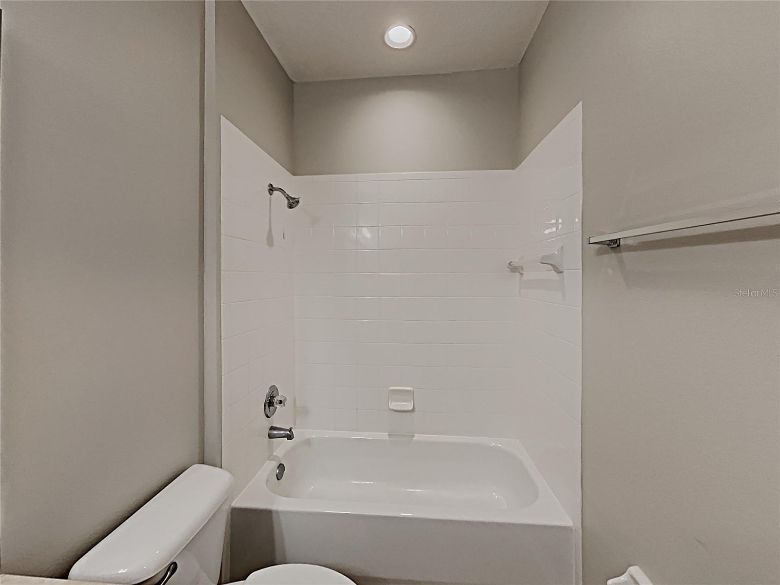 Image 16 of 24 For 4020 Langdrum Drive