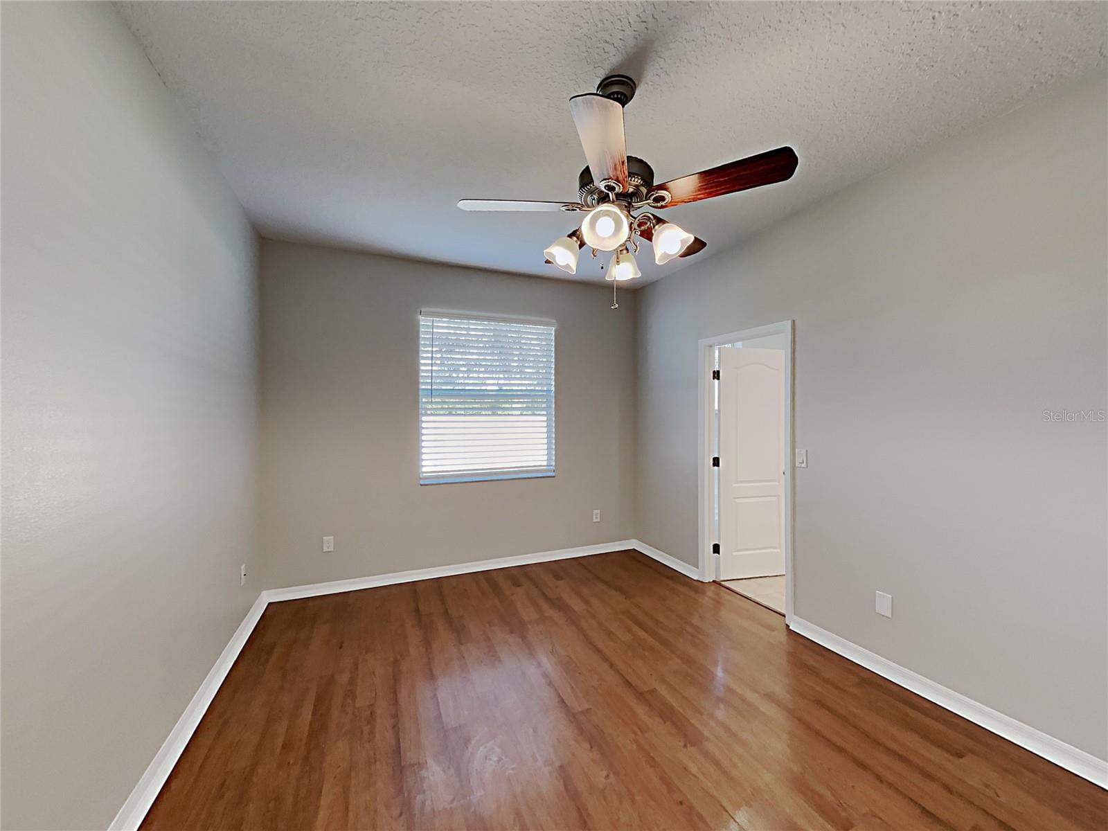 Image 21 of 24 For 4020 Langdrum Drive